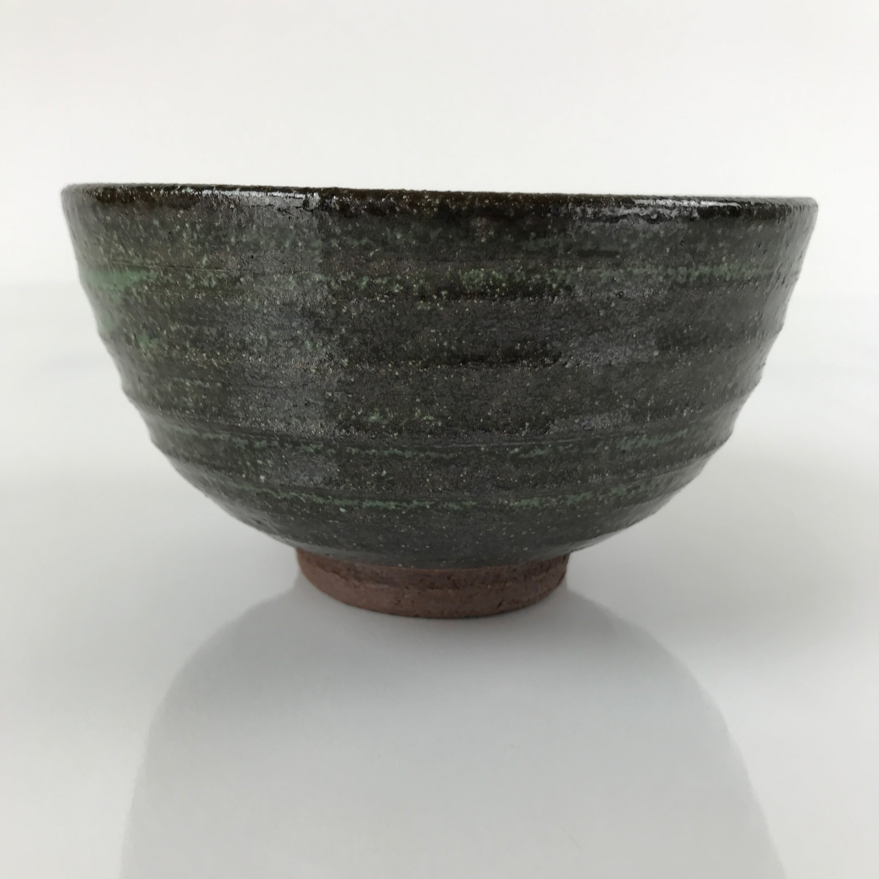 Japanese Ceramic Green Tea Ceremony Bowl Chawan Dark Brown Green Speckle CHB29