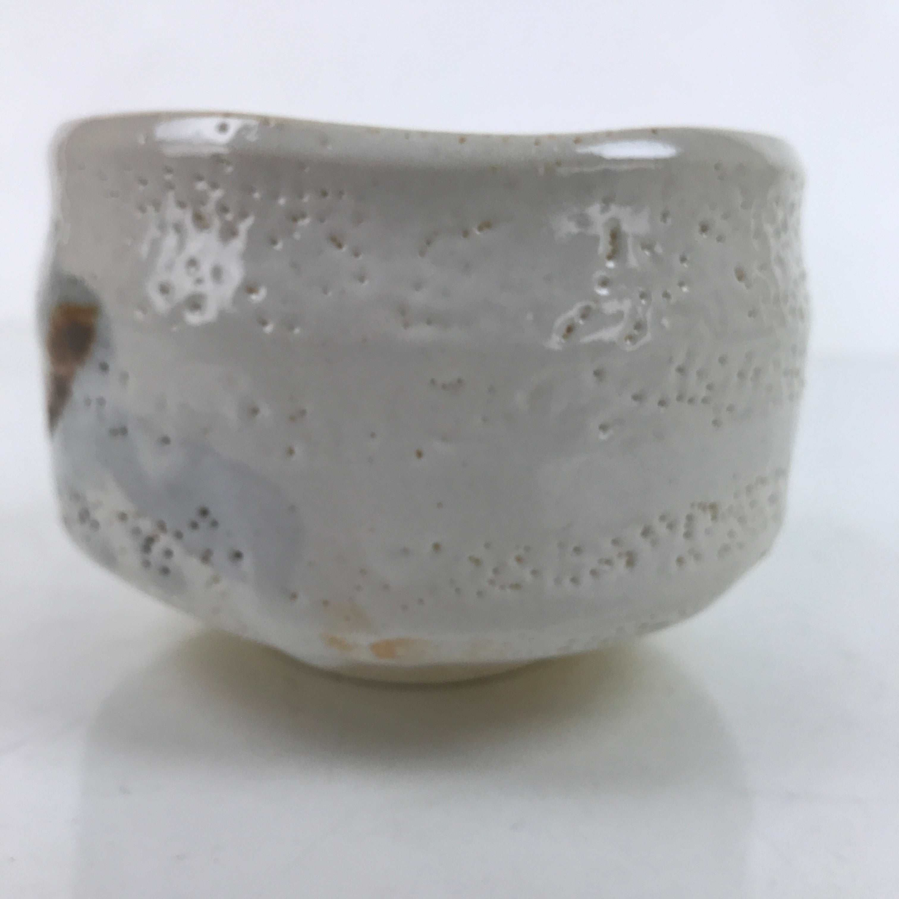 Japanese Ceramic Green Tea Ceremony Bowl Matcha Chawan Shino Ware White CHB38