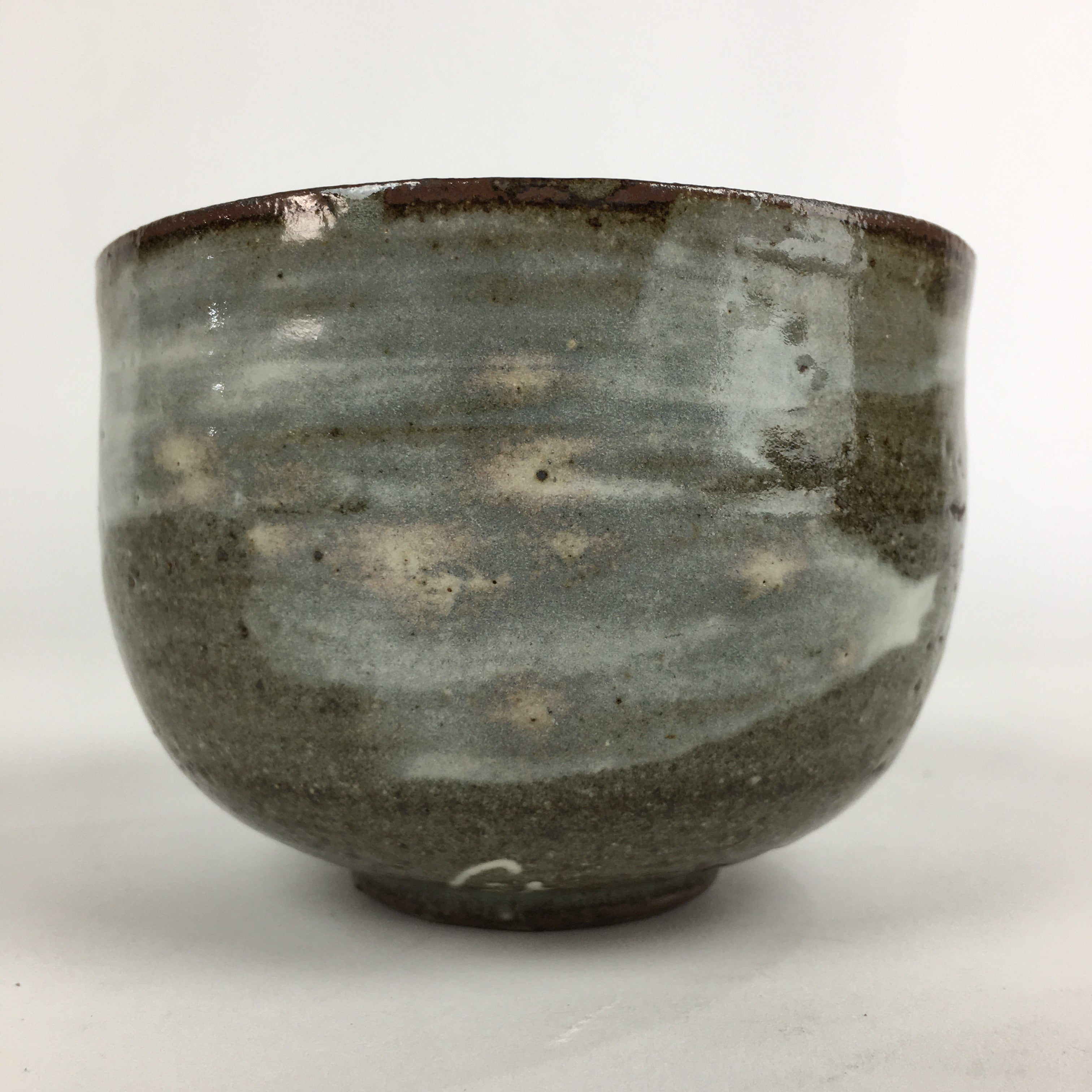 Japanese Ceramic Green Tea Ceremony Bowl Vtg Matcha Chawan Gray Pottery GTB887