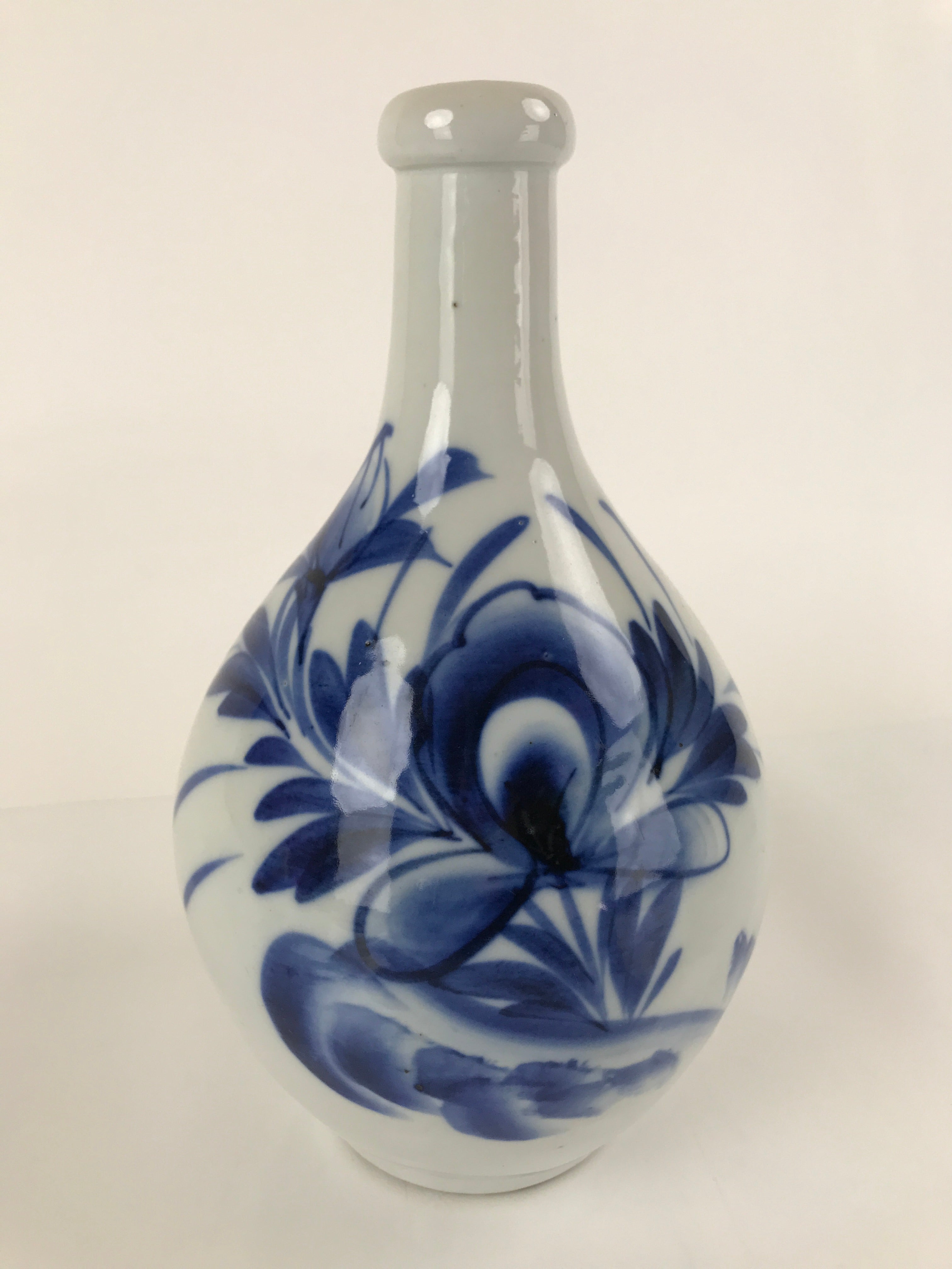 Japanese Ceramic Imari Sake Bottle Kayoi-Tokkuri Vtg Blue Peony Botan TS626