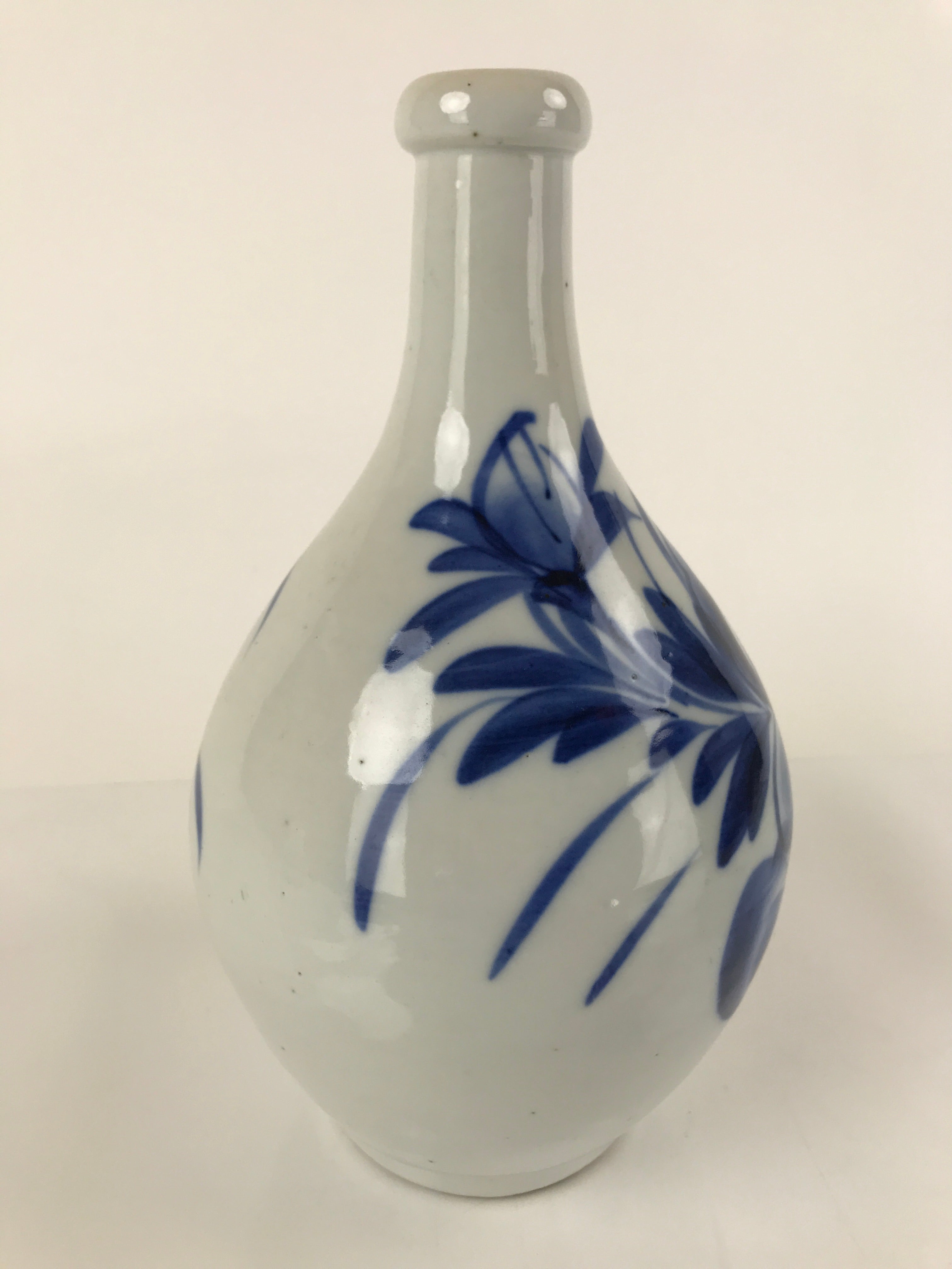 Japanese Ceramic Imari Sake Bottle Kayoi-Tokkuri Vtg Blue Peony Botan TS626