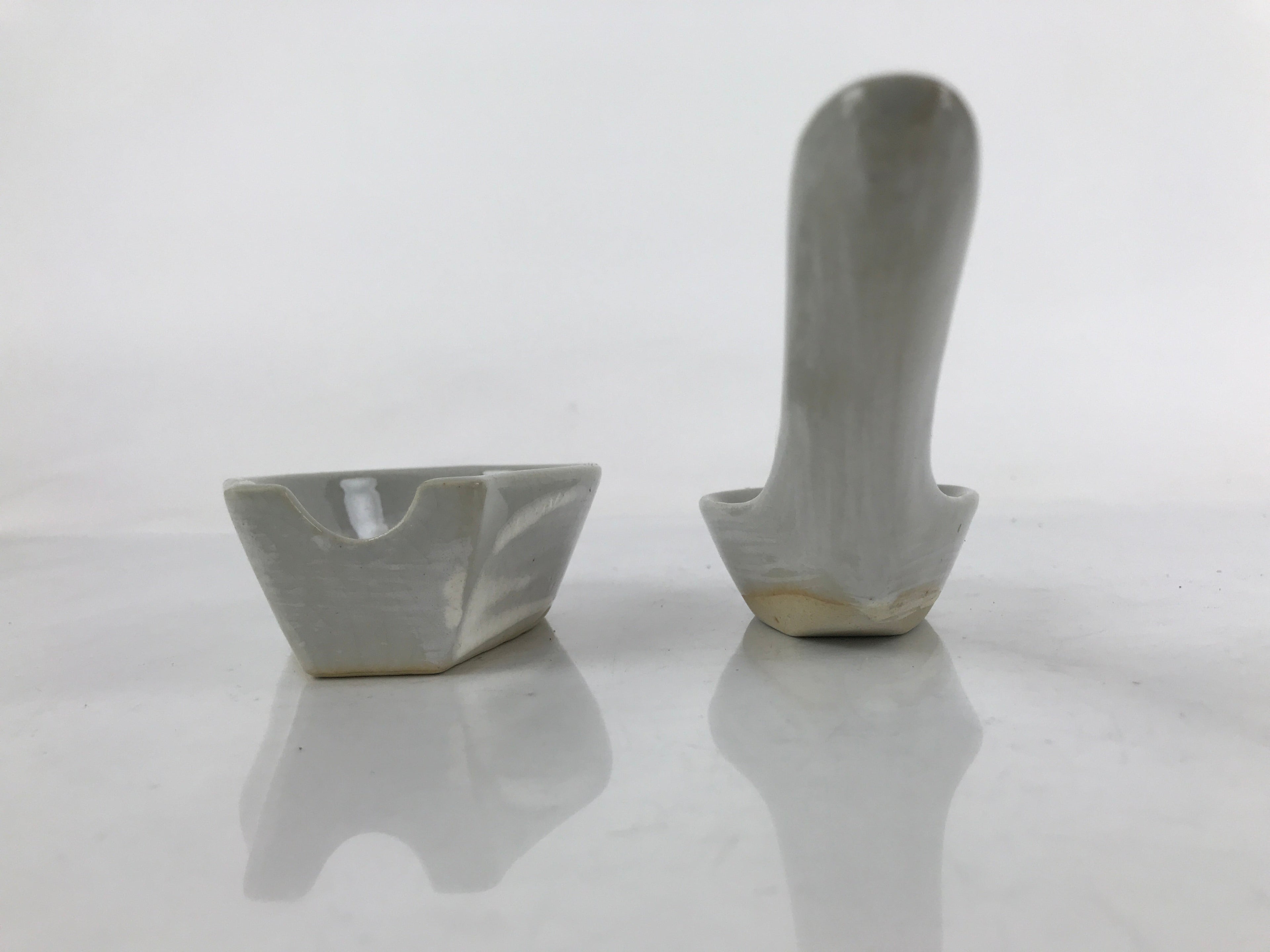Japanese Ceramic Large Spoon W/ Stand Vtg Nabe Ramen Noodle Soup Gray PY875