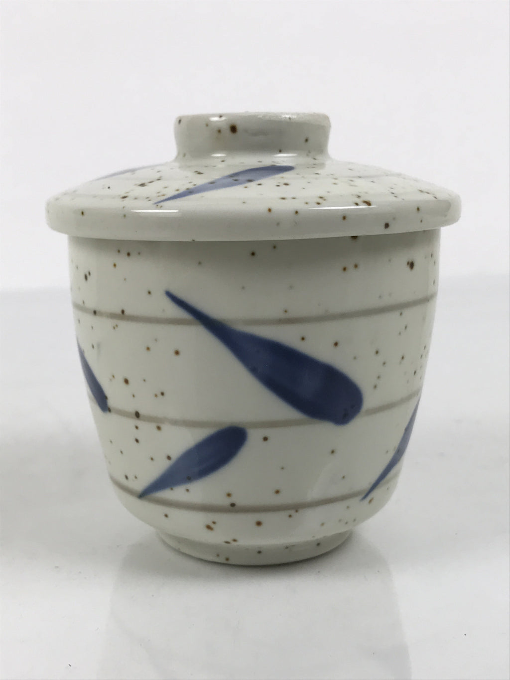 Japanese Ceramic Lidded Bowl Mushiwan Cup Pottery White Blue Bamboo Leaves Y548
