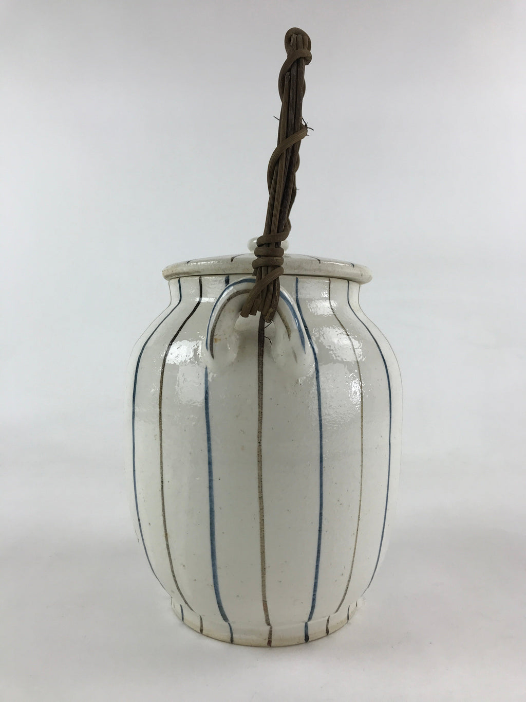 Japanese Ceramic Lidded Jar Handle Tsubo Iremono Vtg Pottery White PY451