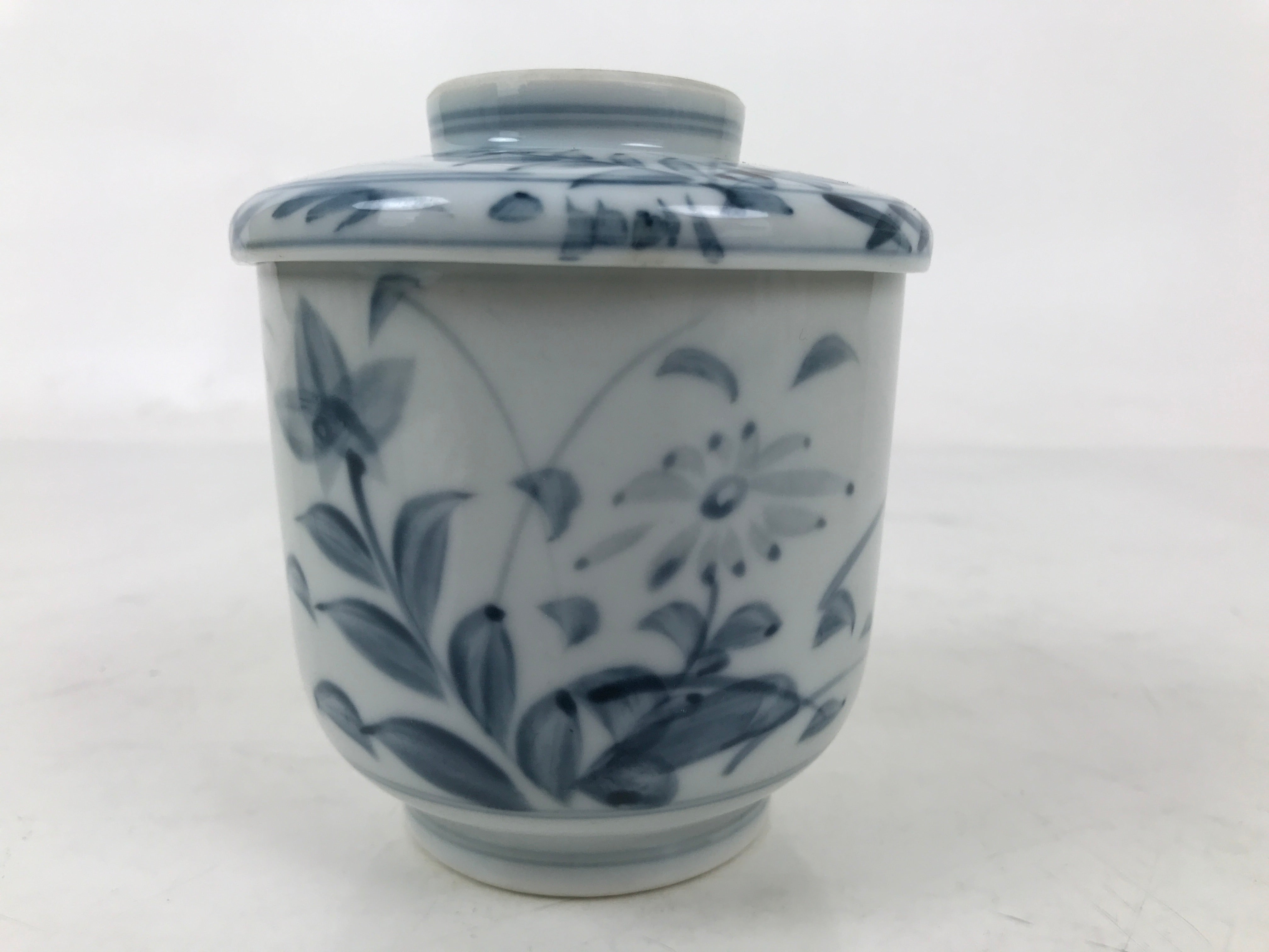 Japanese Ceramic Lidded Teacup Vtg Sometsuke Autumn Flowers Blue White TC569