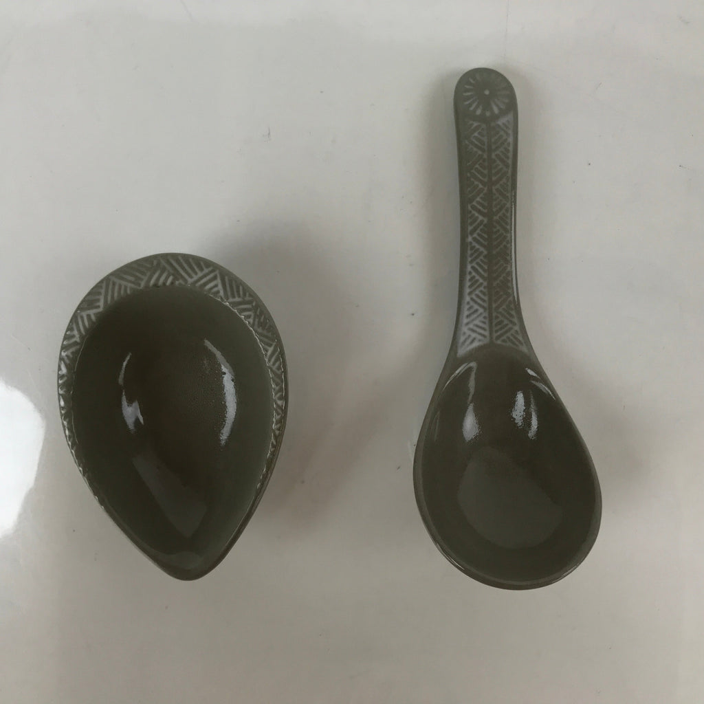 Japanese Ceramic Renge Spoon W/Stand Vtg Nabe Ramen Noodle Soup Gray PY879