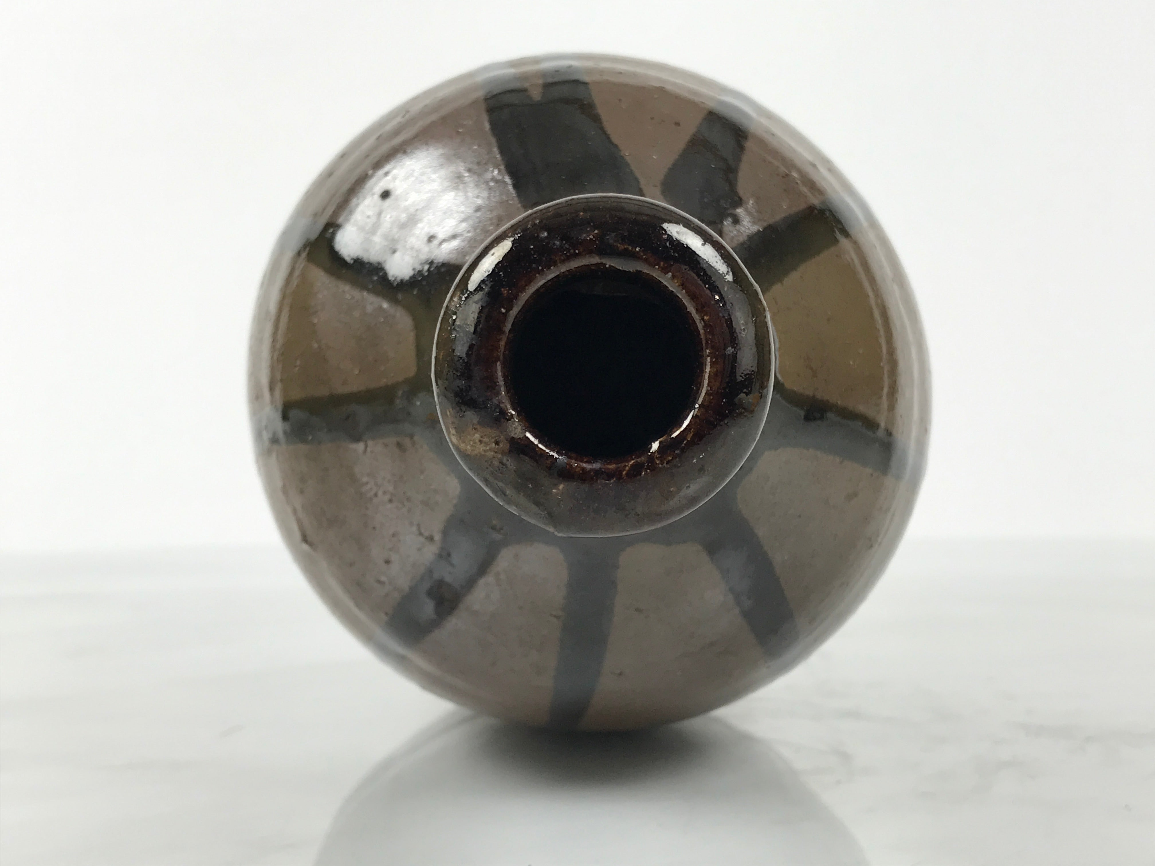 Japanese Ceramic Sake Bottle Kayoi-Tokkuri Vtg Brown Round Crane Neck TS869