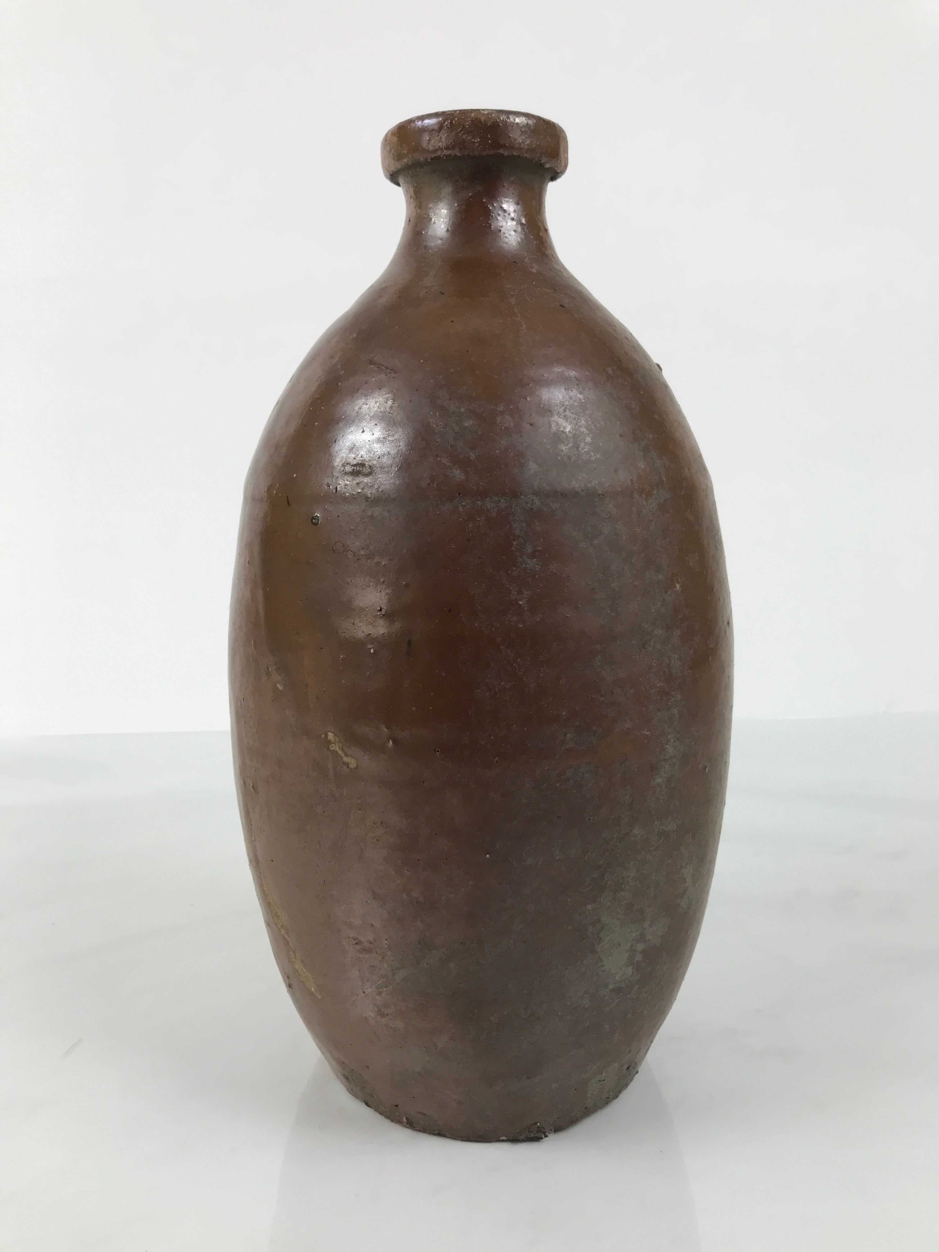 Japanese Ceramic Sake Bottle Kayoi-Tokkuri Vtg Brown Round Wax Resist TS872