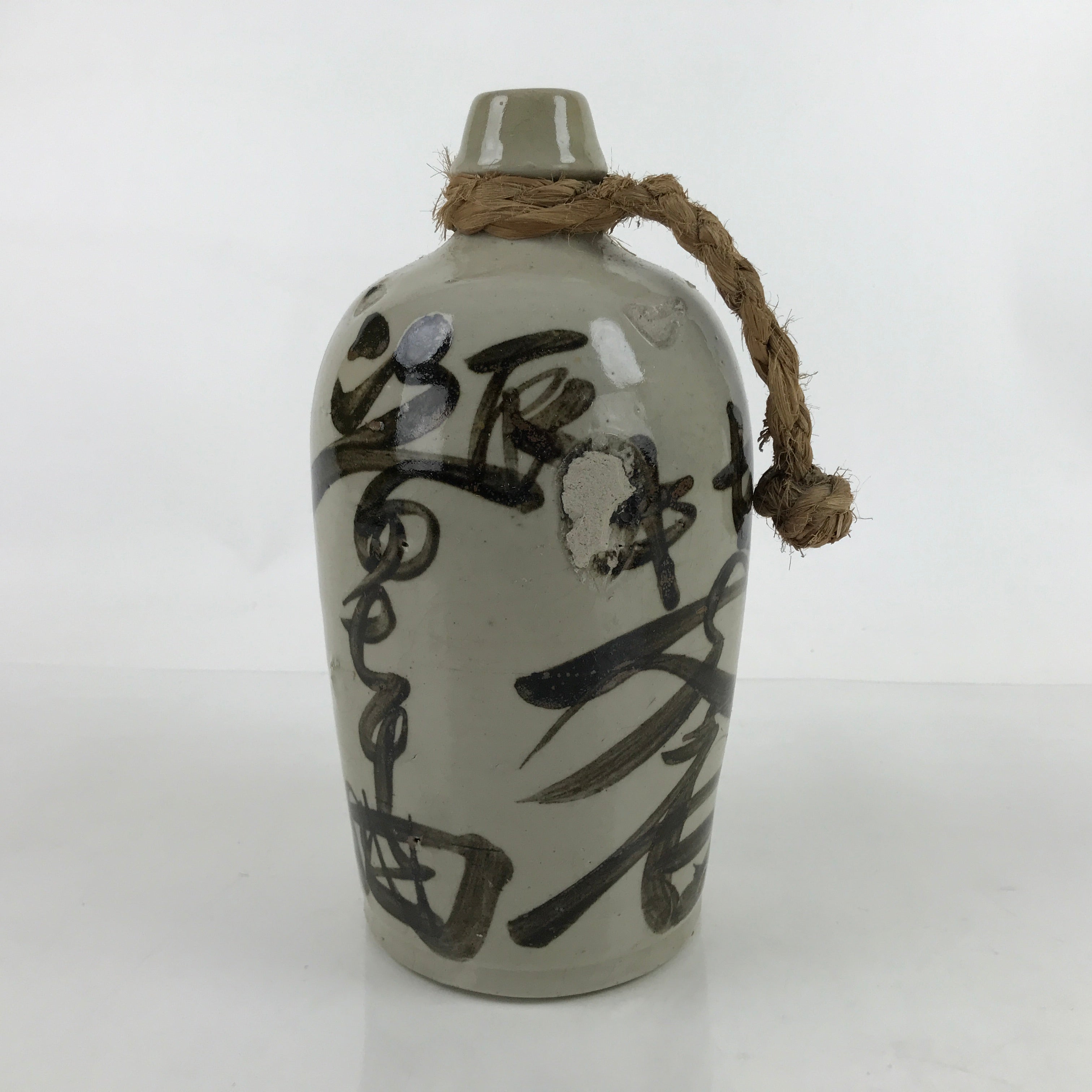 Japanese Ceramic Sake Bottle Kayoi-Tokkuri Vtg Classic Black Kanji Gray Rope TS7