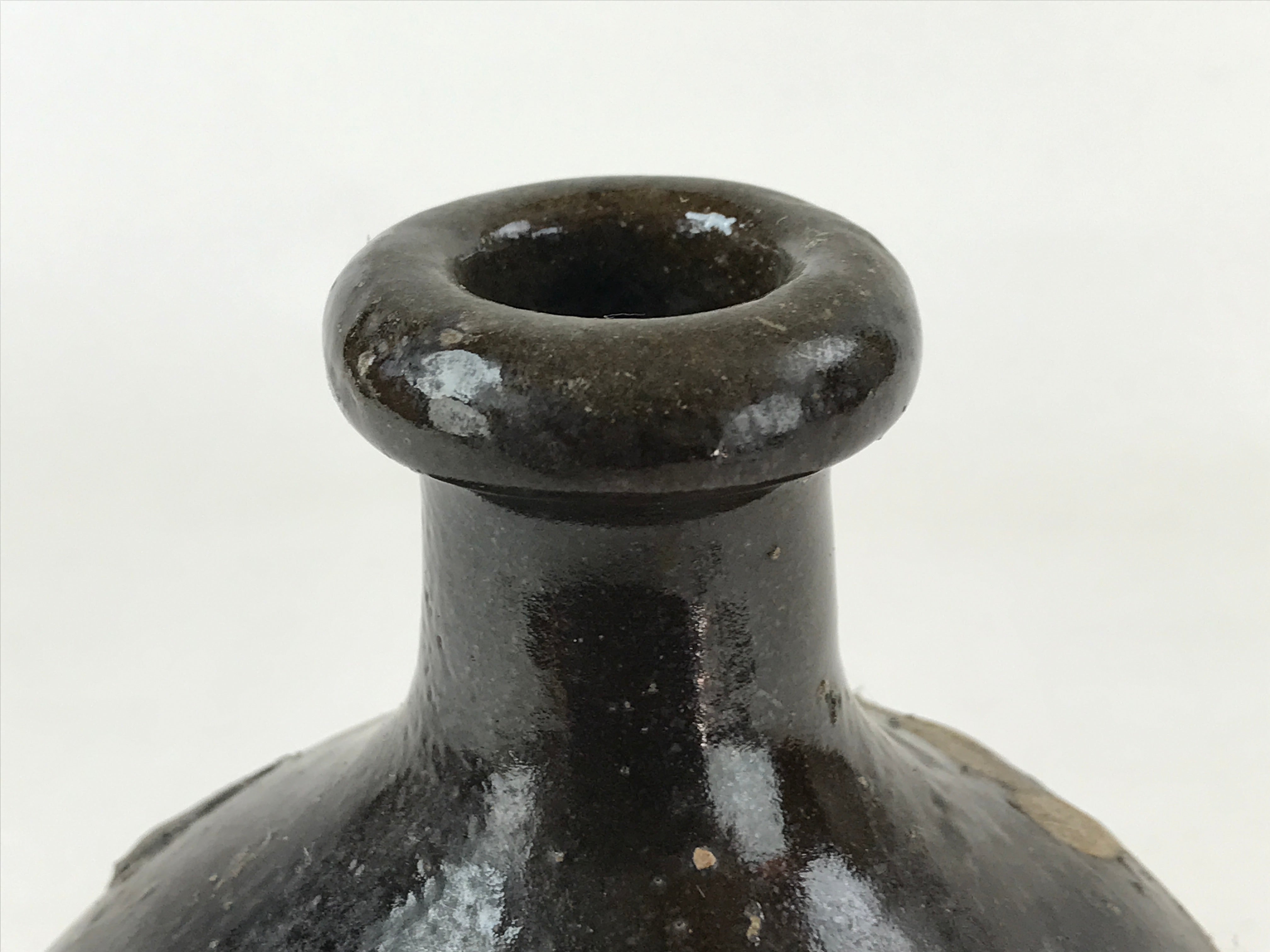 Japanese Ceramic Sake Bottle Kayoi-Tokkuri Vtg Dark Brown With Kanji TS586