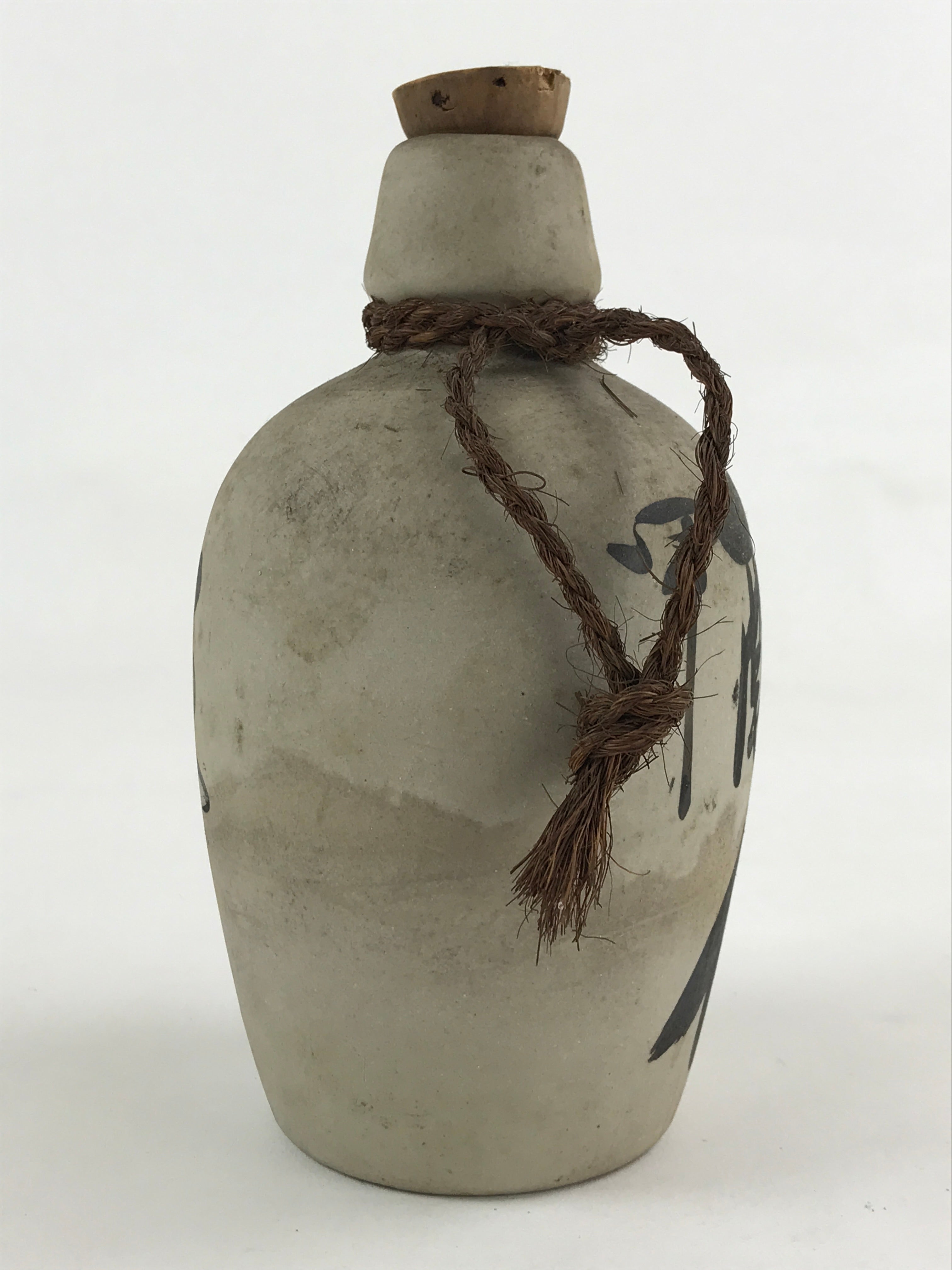 Japanese Ceramic Sake Bottle Kayoi-Tokkuri Vtg Pottery Unglazed Gray Suisen TS50
