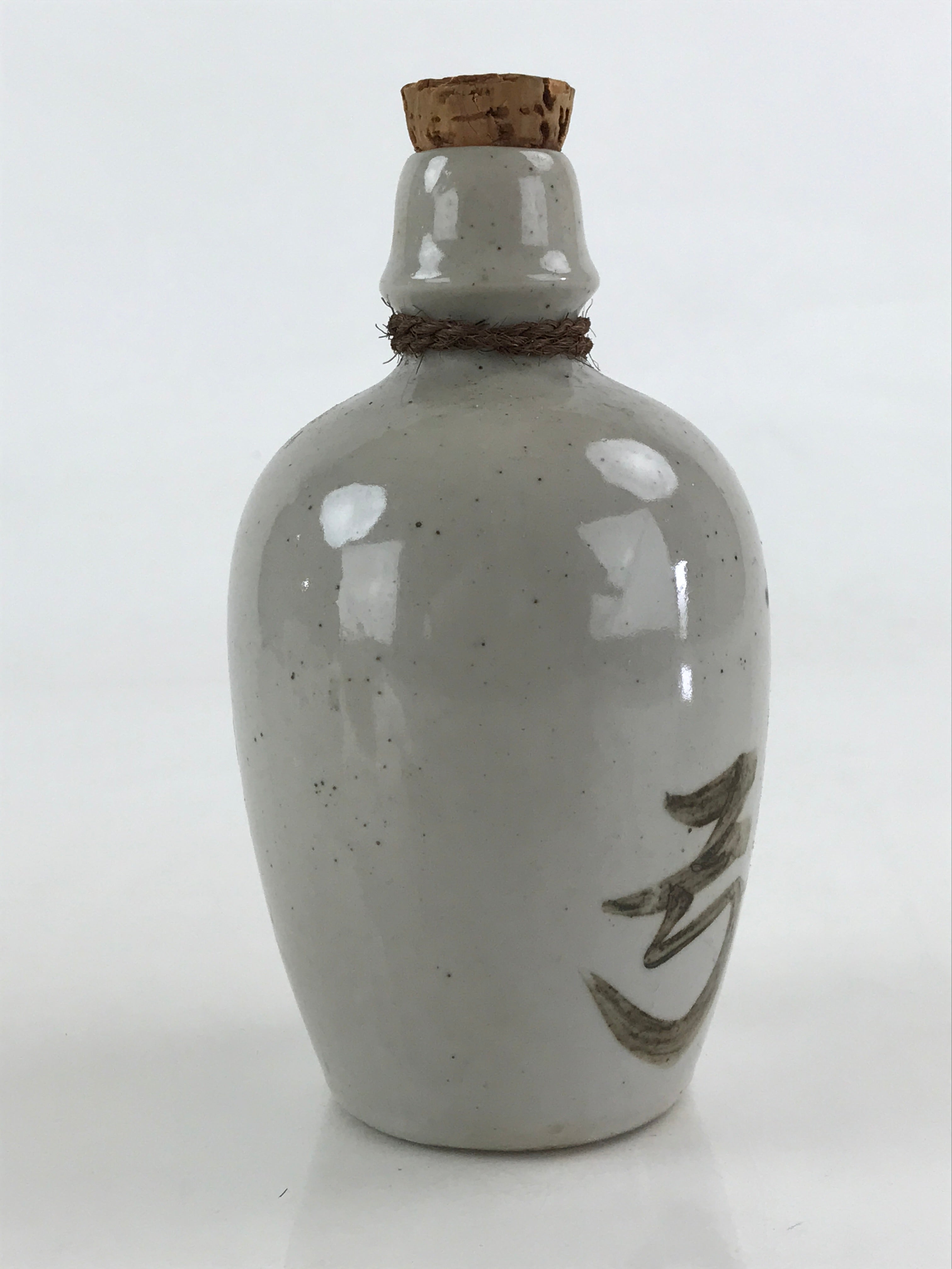 Japanese Ceramic Sake Bottle Sake Cup Set Tokkuri Sakebin Kanji Hida TS540