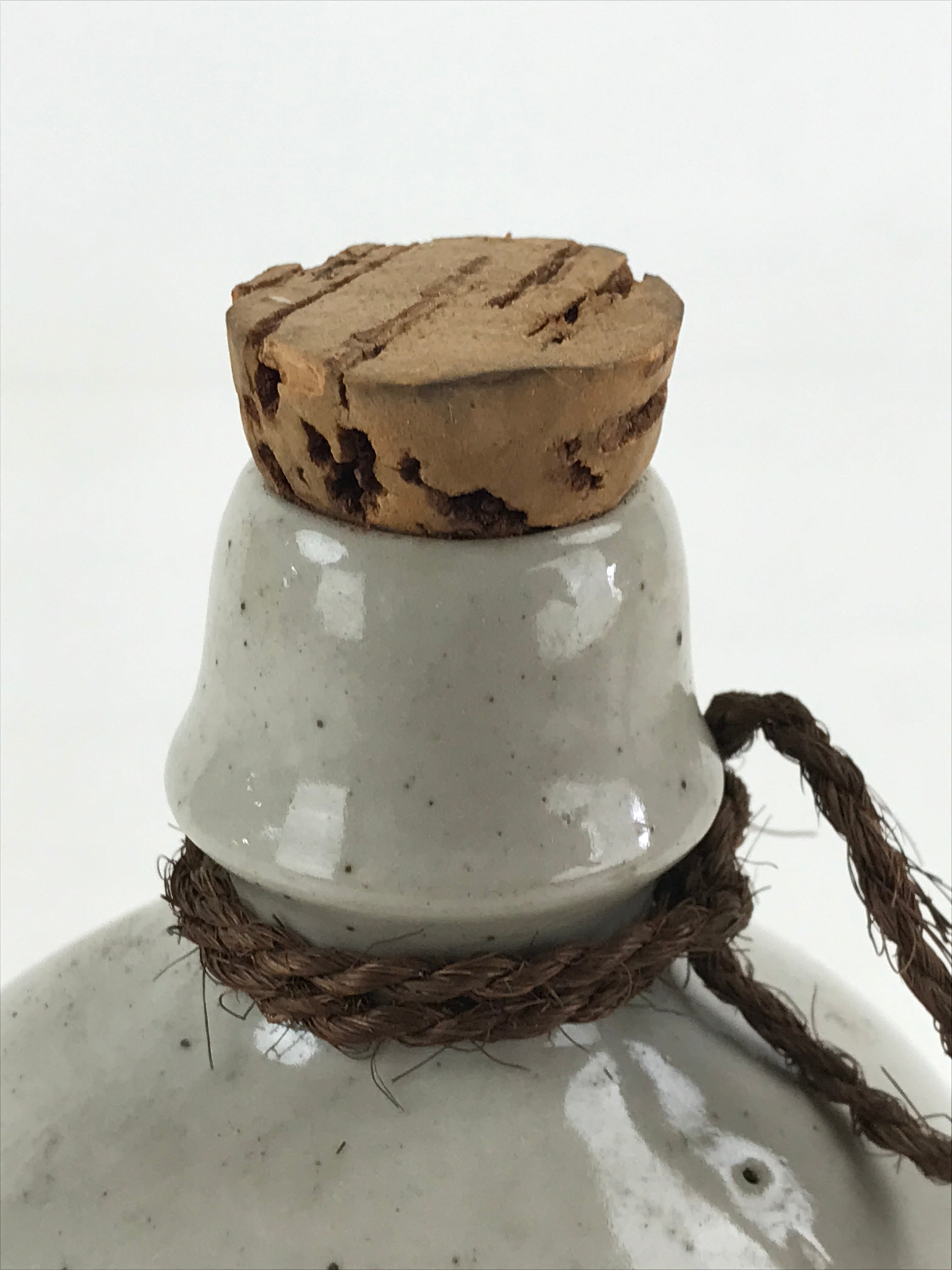Japanese Ceramic Sake Bottle Sake Cup Set Tokkuri Sakebin Kanji Hida TS540