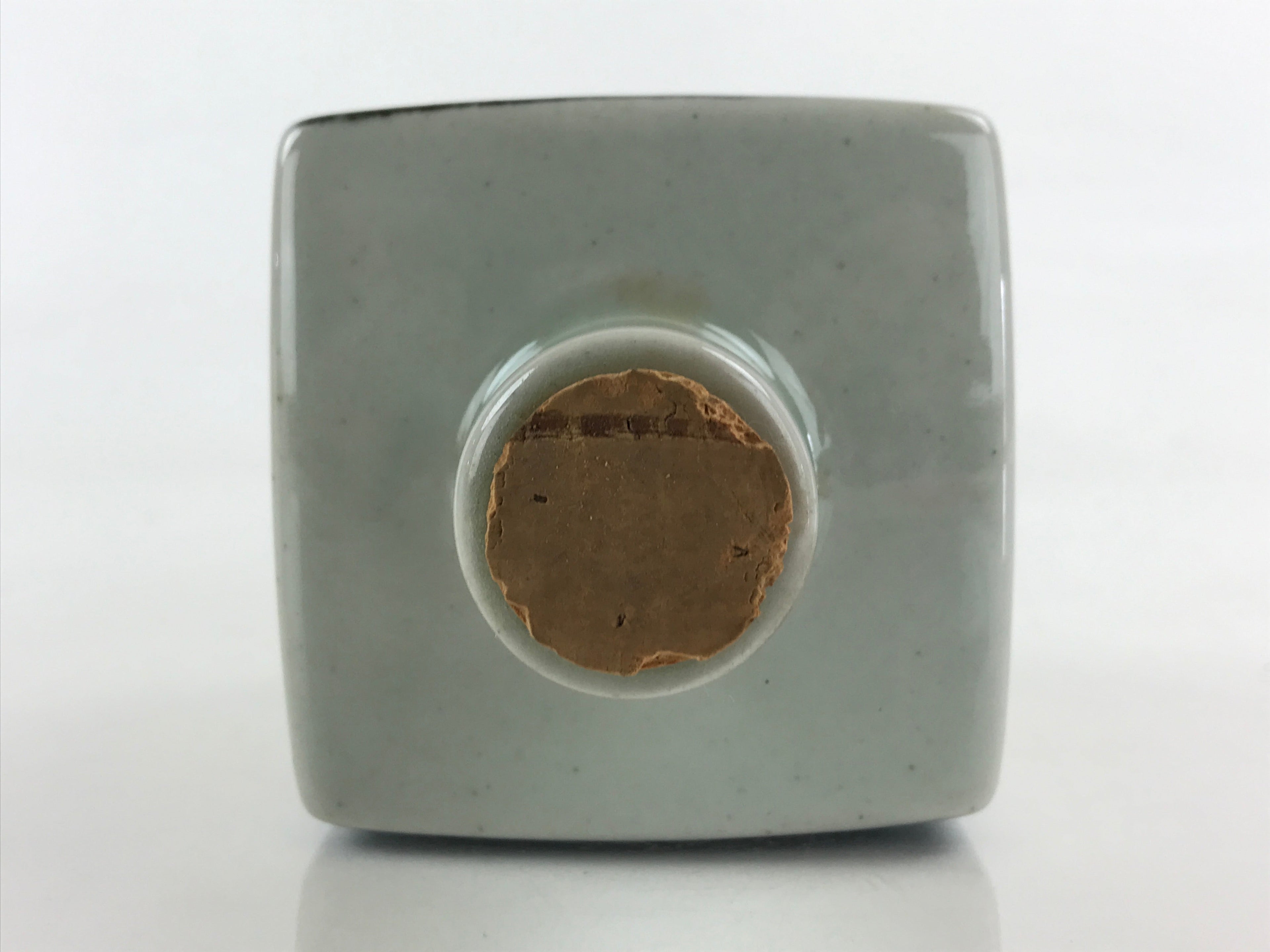 Japanese Ceramic Sake Bottle Tokkuri Sakebin Square bottle Sirataki White TS545