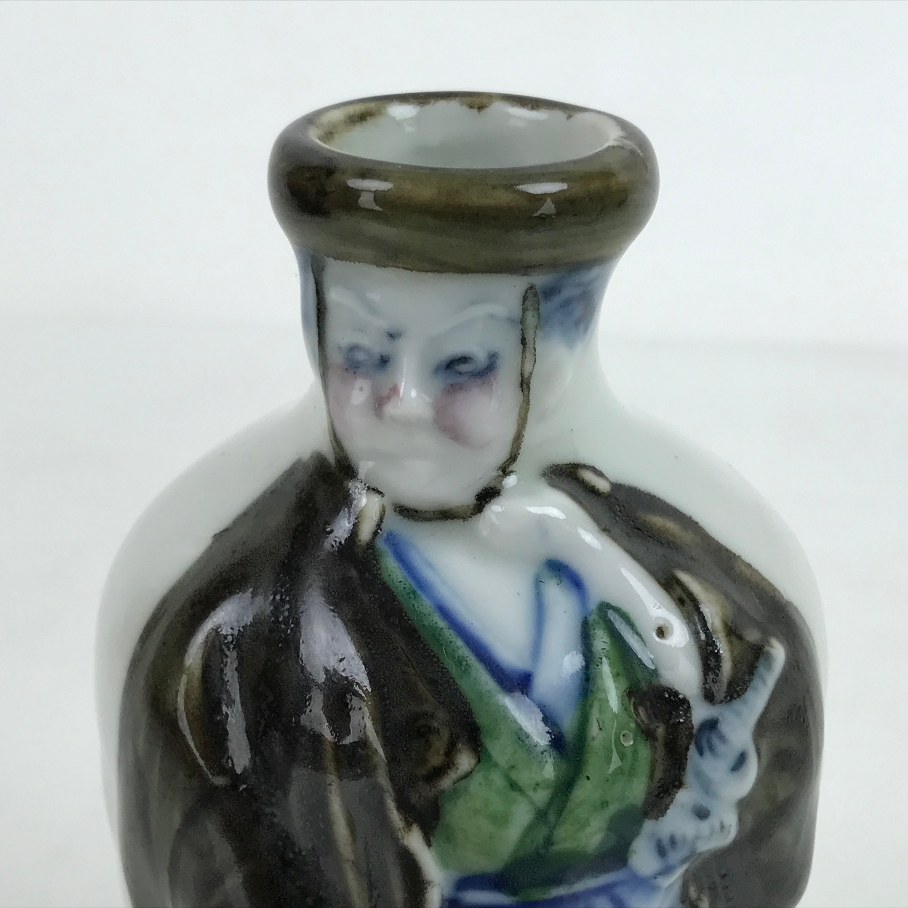 Japanese Ceramic Sake Bottle Tokkuri Vtg 3D Samurai Calligraphy White Blue TS727