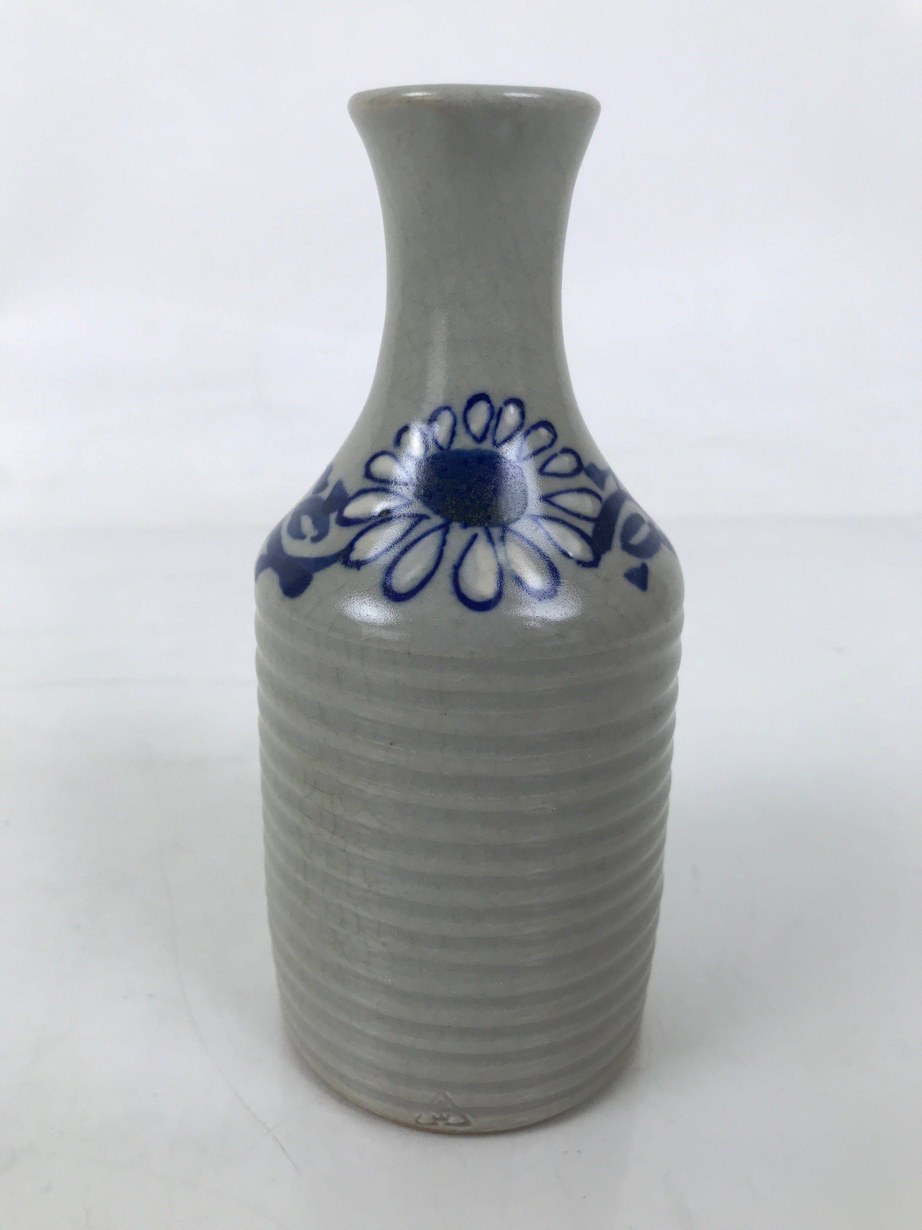 Japanese Ceramic Sake Bottle Tokkuri Vtg Floral Blue White Gray Crackle TS796