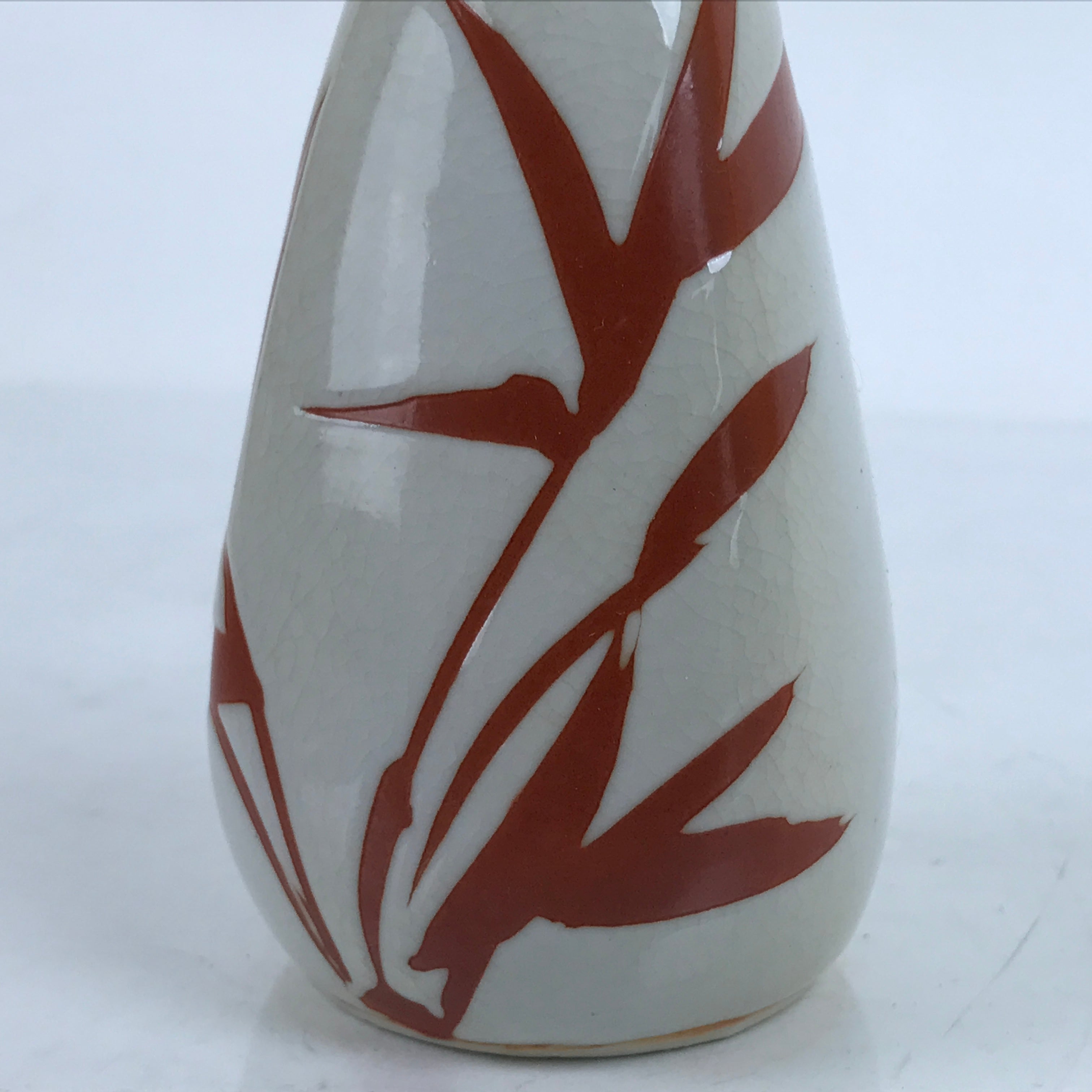 Japanese Ceramic Sake Bottle Tokkuri Vtg Ichi-Go Light Gray Red Leaves TS706