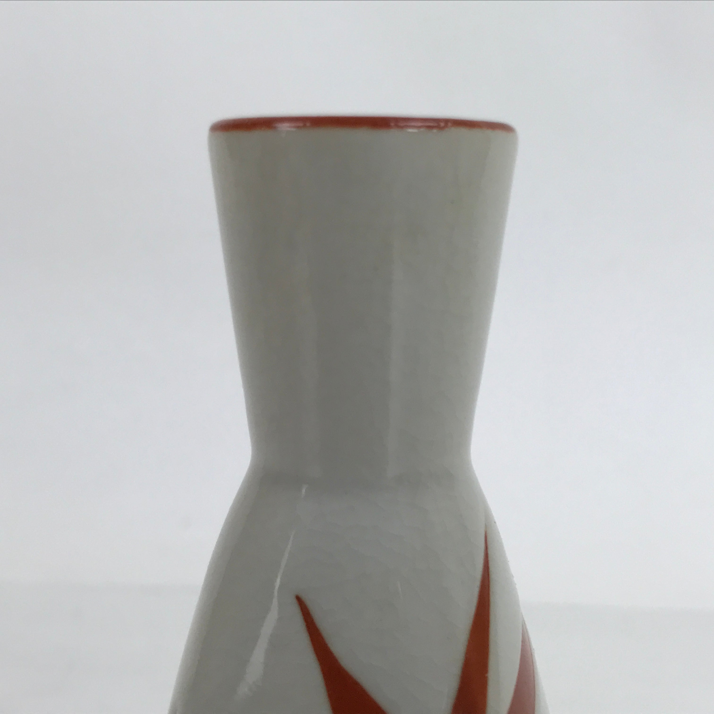 Japanese Ceramic Sake Bottle Tokkuri Vtg Ichi-Go Light Gray Red Leaves TS707