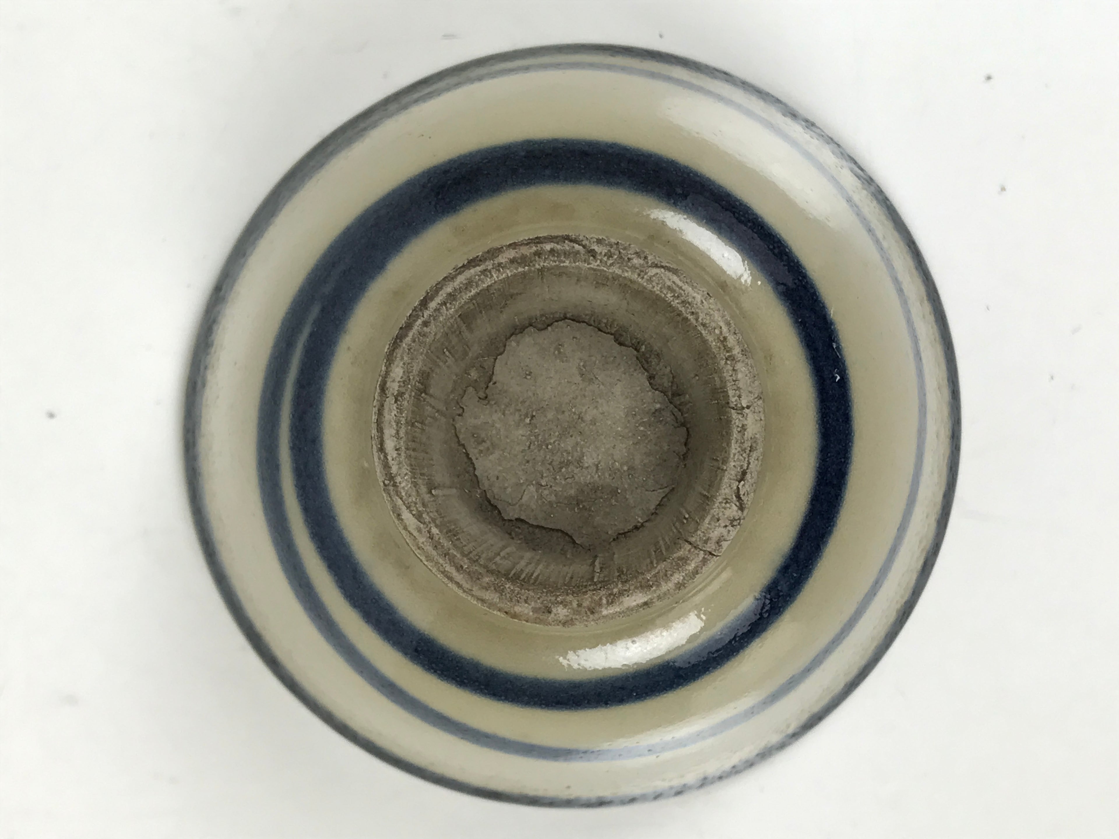 Japanese Ceramic Sake Cup Vtg Guinomi Ochoko Beige Dark Blue Swirl Line G285
