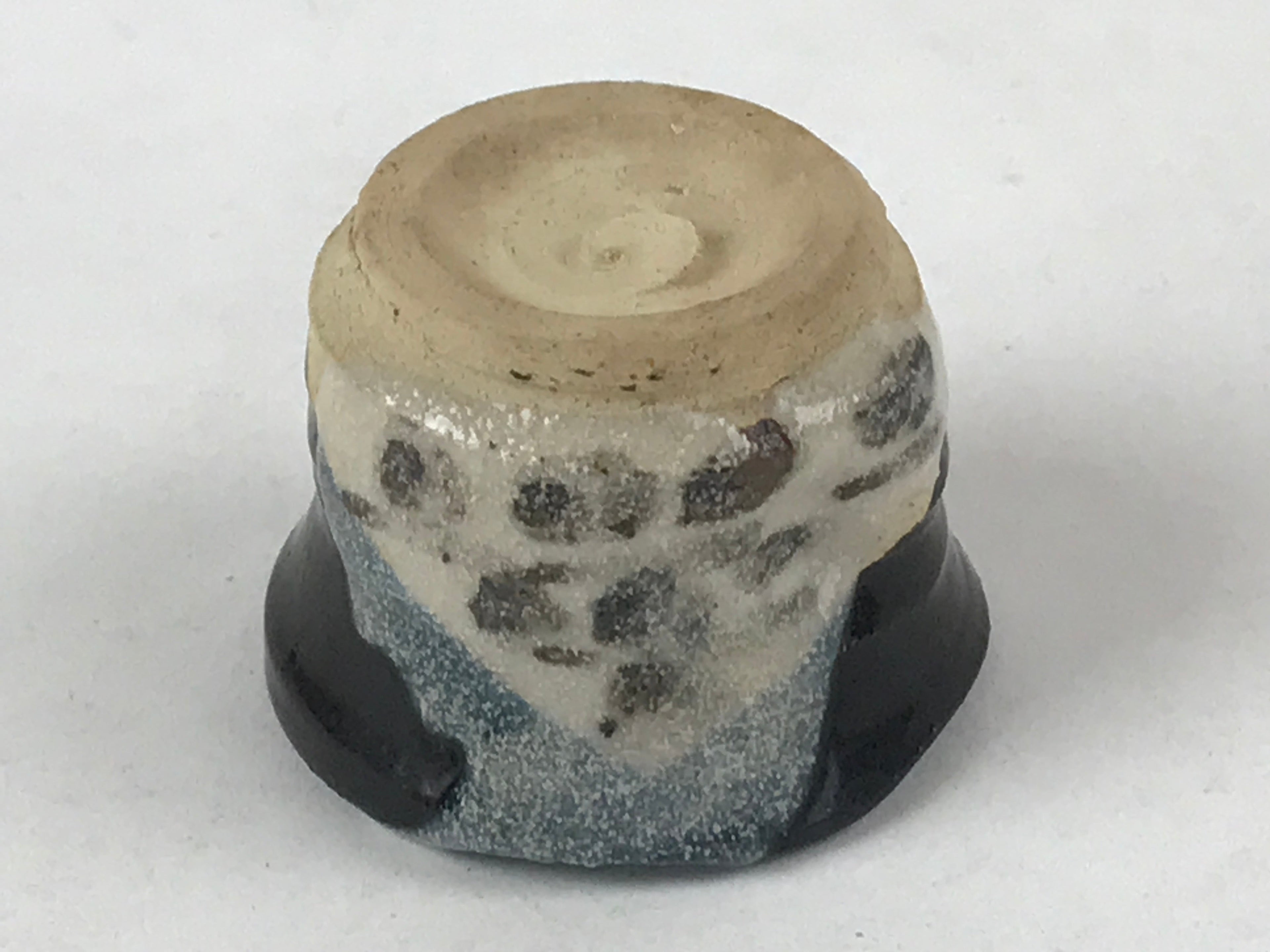 Japanese Ceramic Sake Cup Vtg Tsubomi Guinomi Yakimono Black Blue White G128