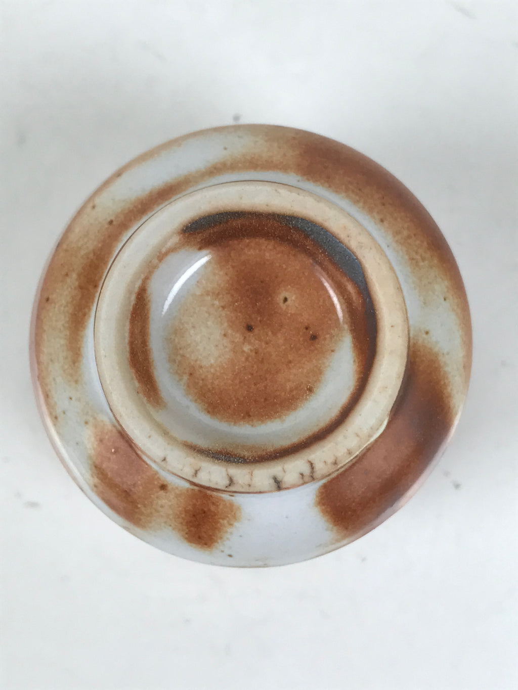 Japanese Ceramic Sake Cup Vtg Tsubomi Ochoko Red Shino Ware Brown White G287