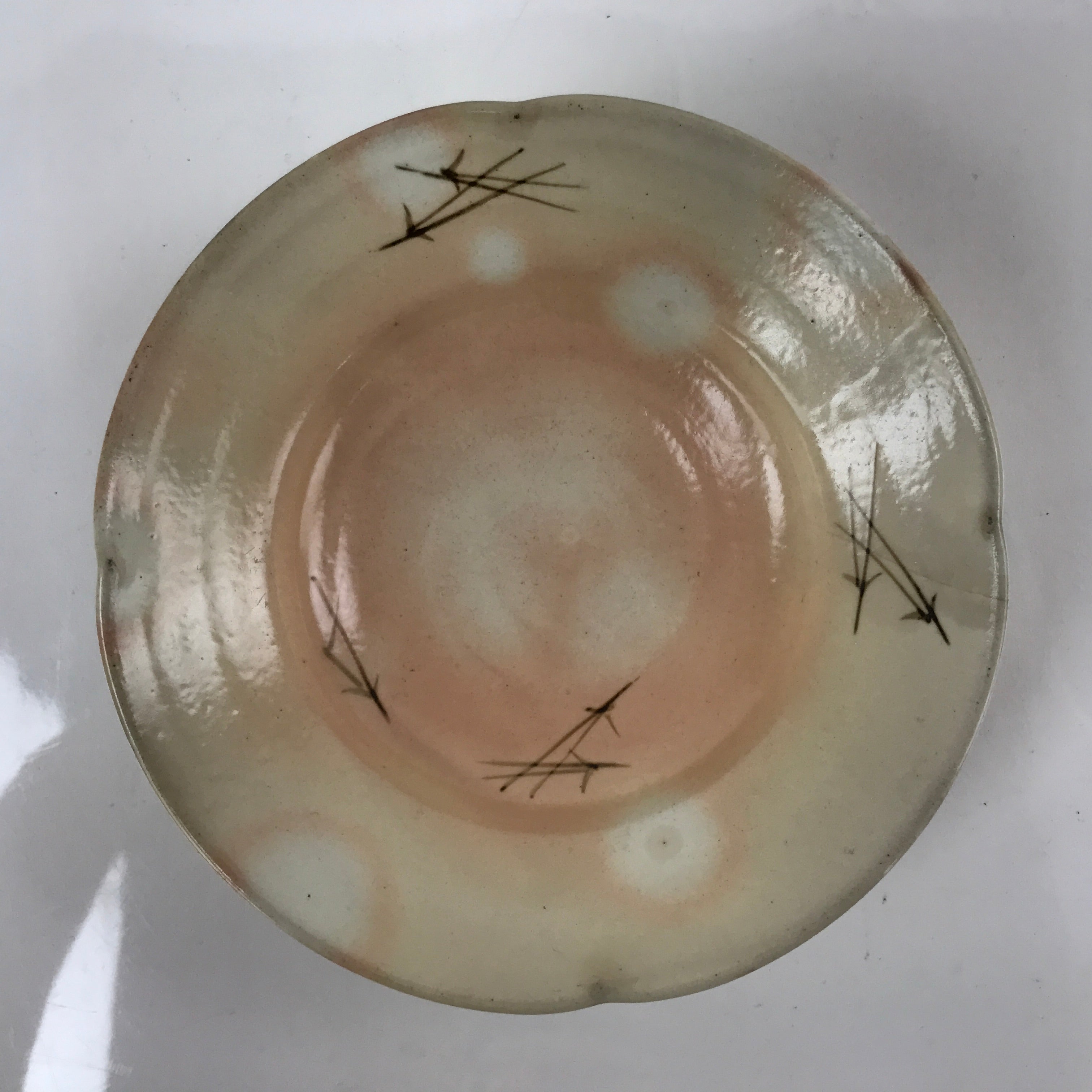 Japanese Ceramic Side Dish Bowl Vtg Pine Needles Design Beige Pink Pottery PY827