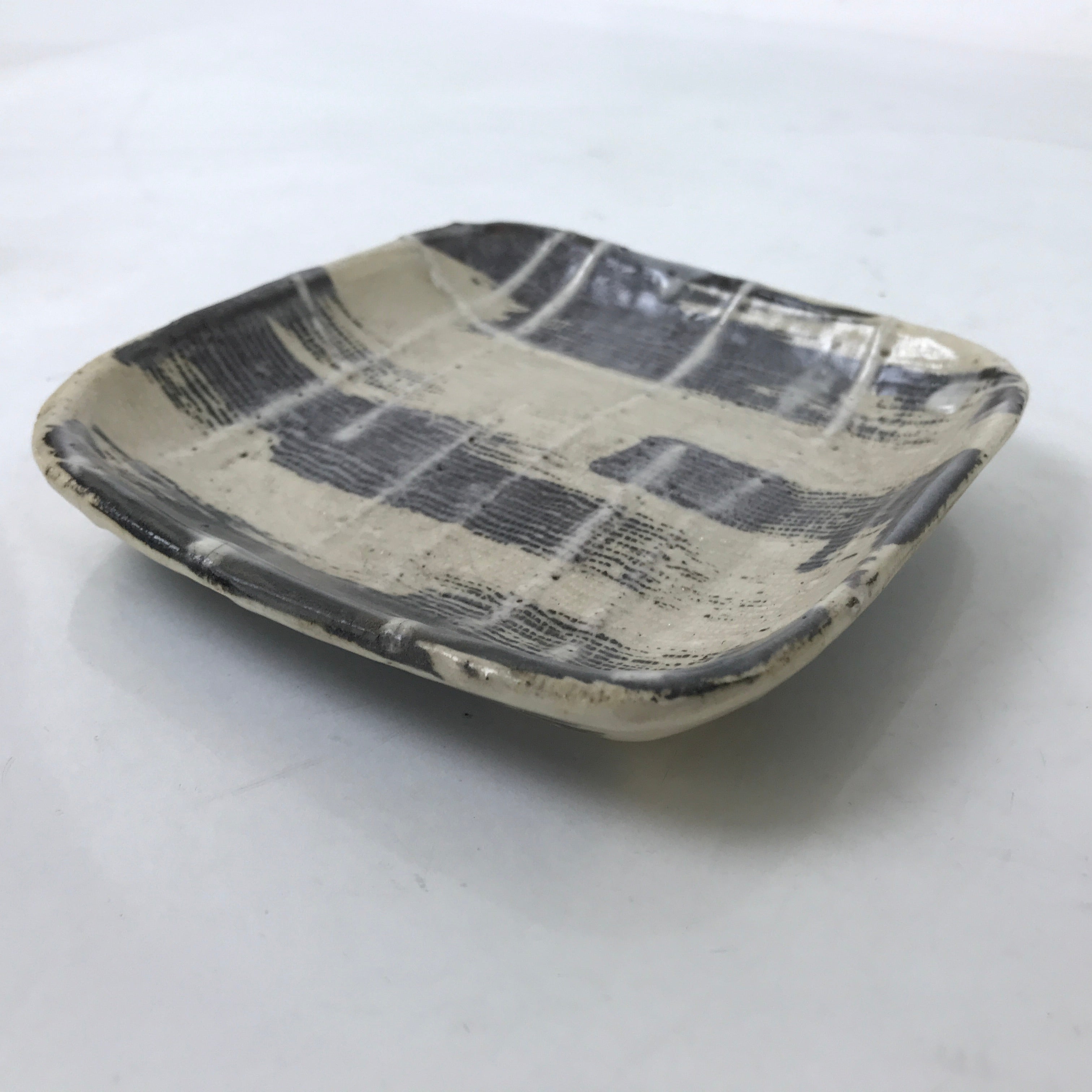 Japanese Ceramic Small Plate Kozara Vtg Sara Square Pottery Black Beige Y232