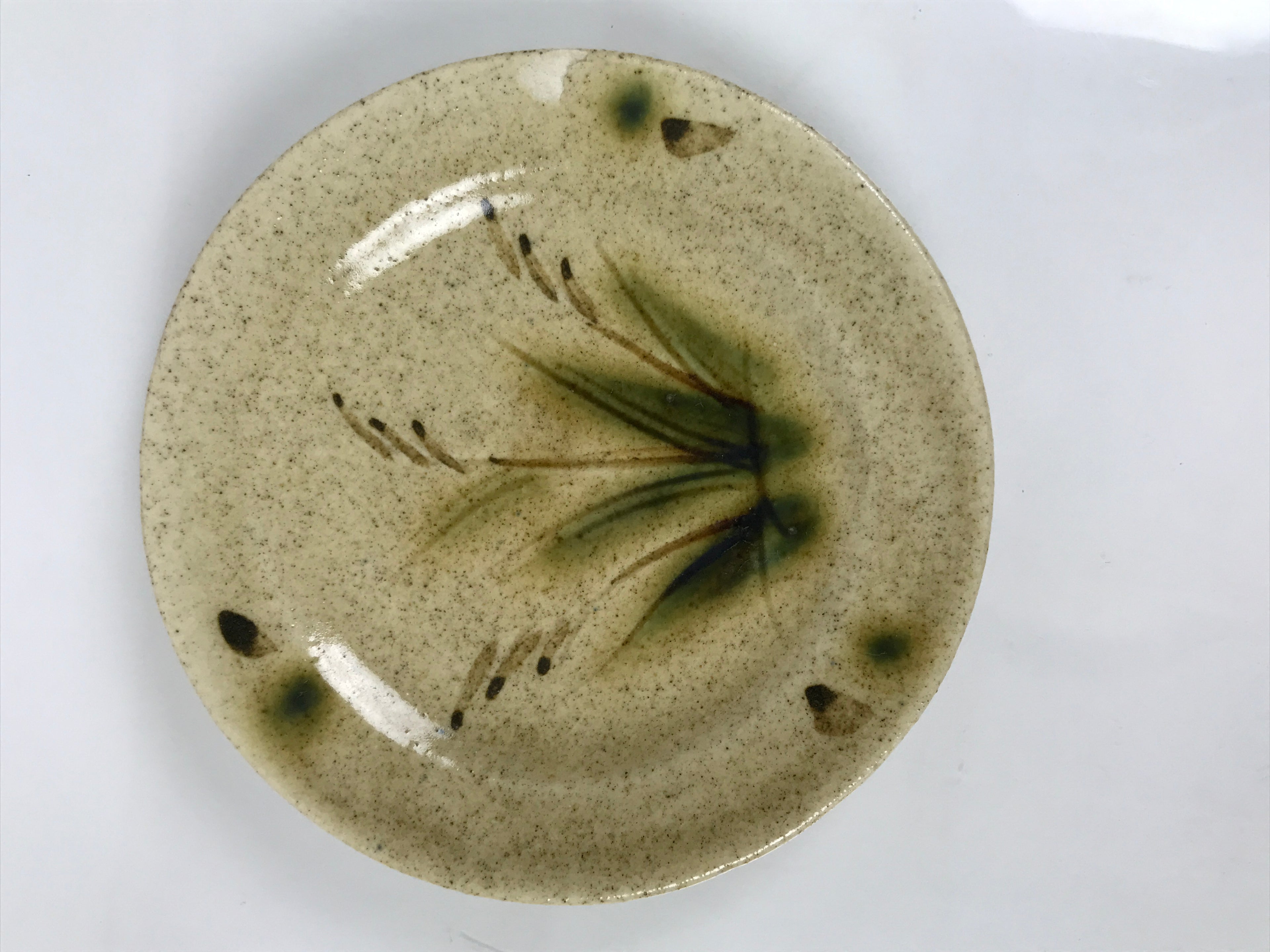 Japanese Ceramic Small Plate Mamezara Side Dish Vtg Beige Green Plants Y467