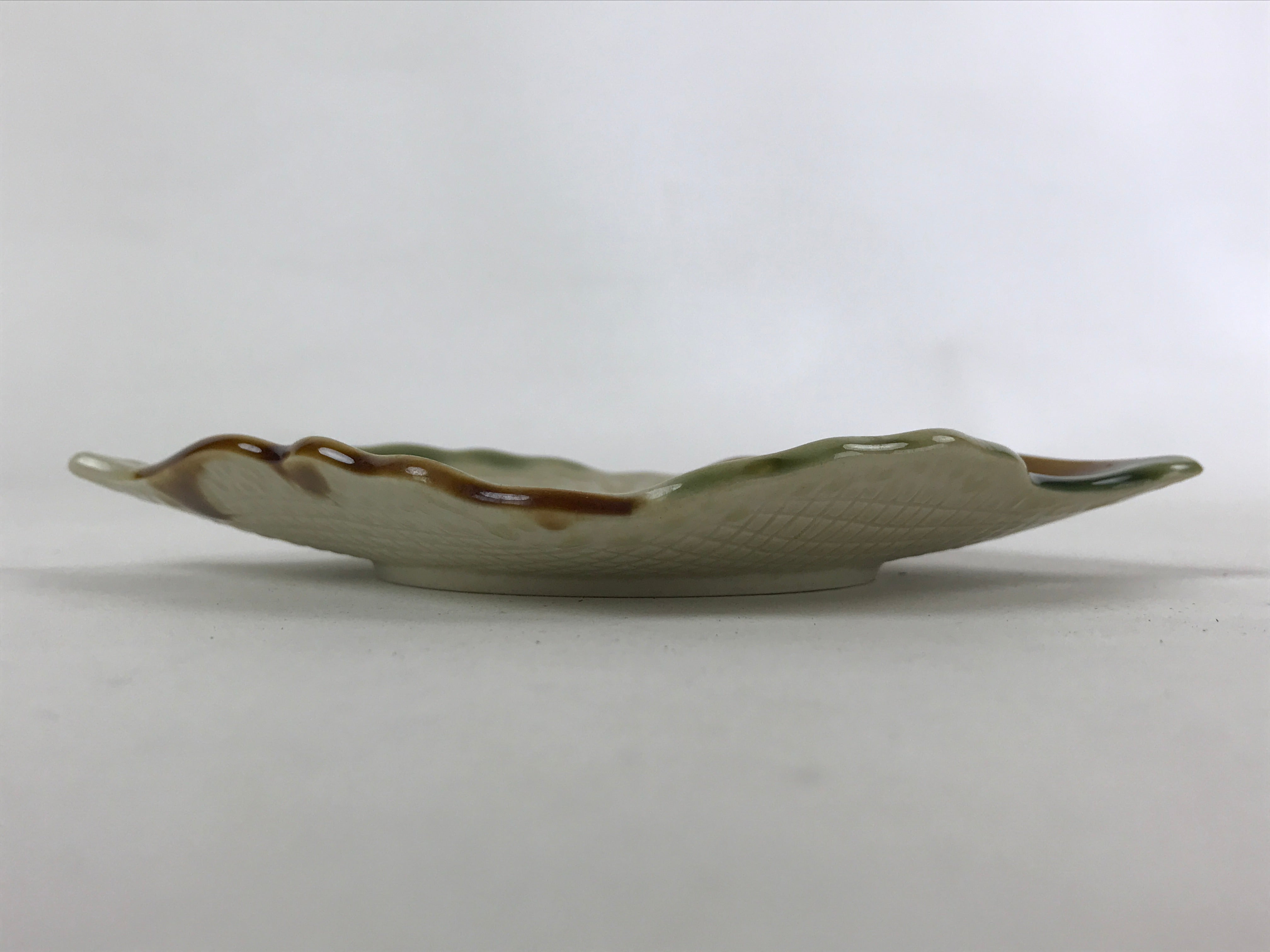 Japanese Ceramic Small Plate Meimeizara Vtg Kozara Chataku Saucer Leaf PY530