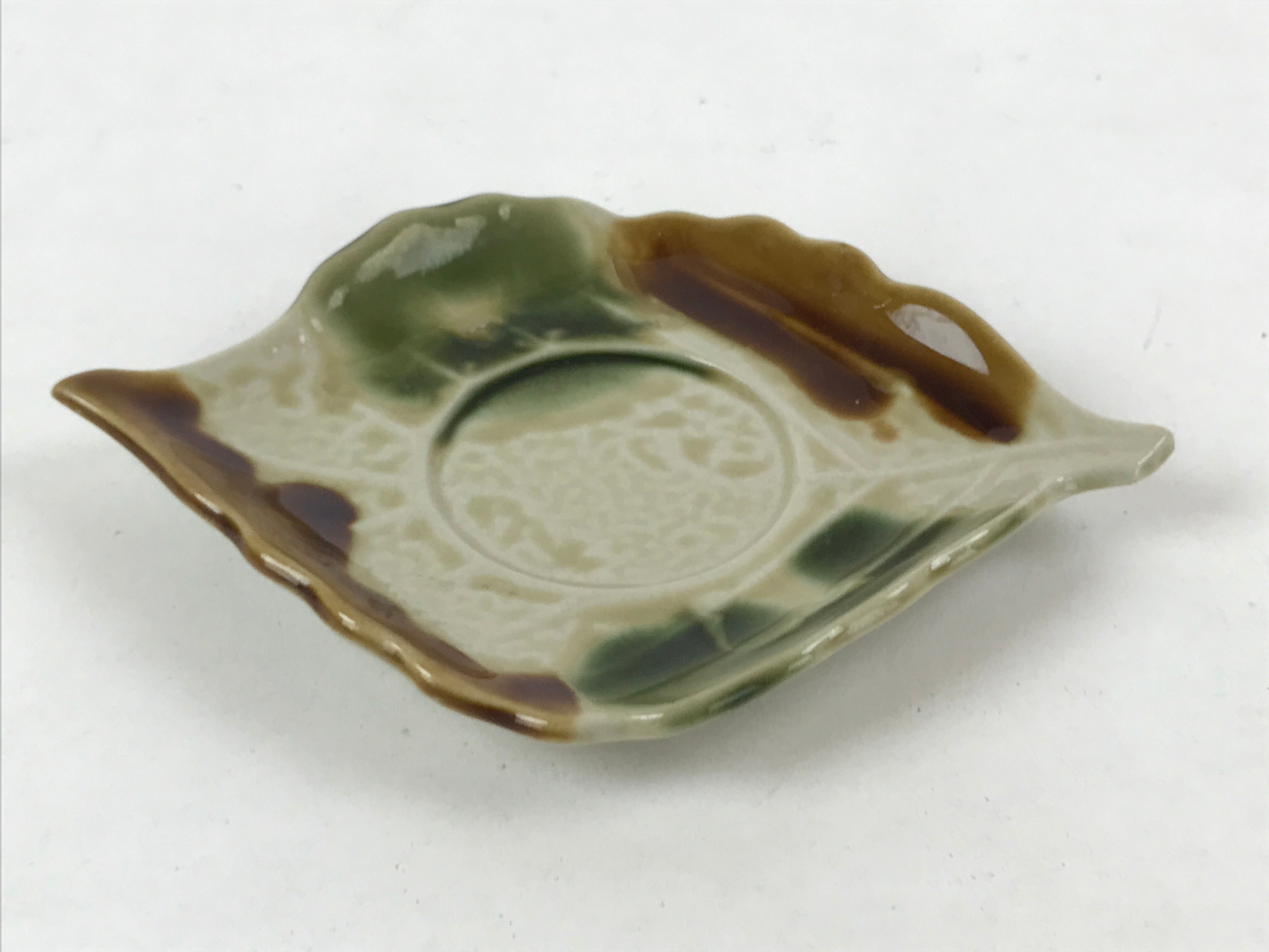 Japanese Ceramic Small Plate Meimeizara Vtg Kozara Chataku Saucer Leaf PY531