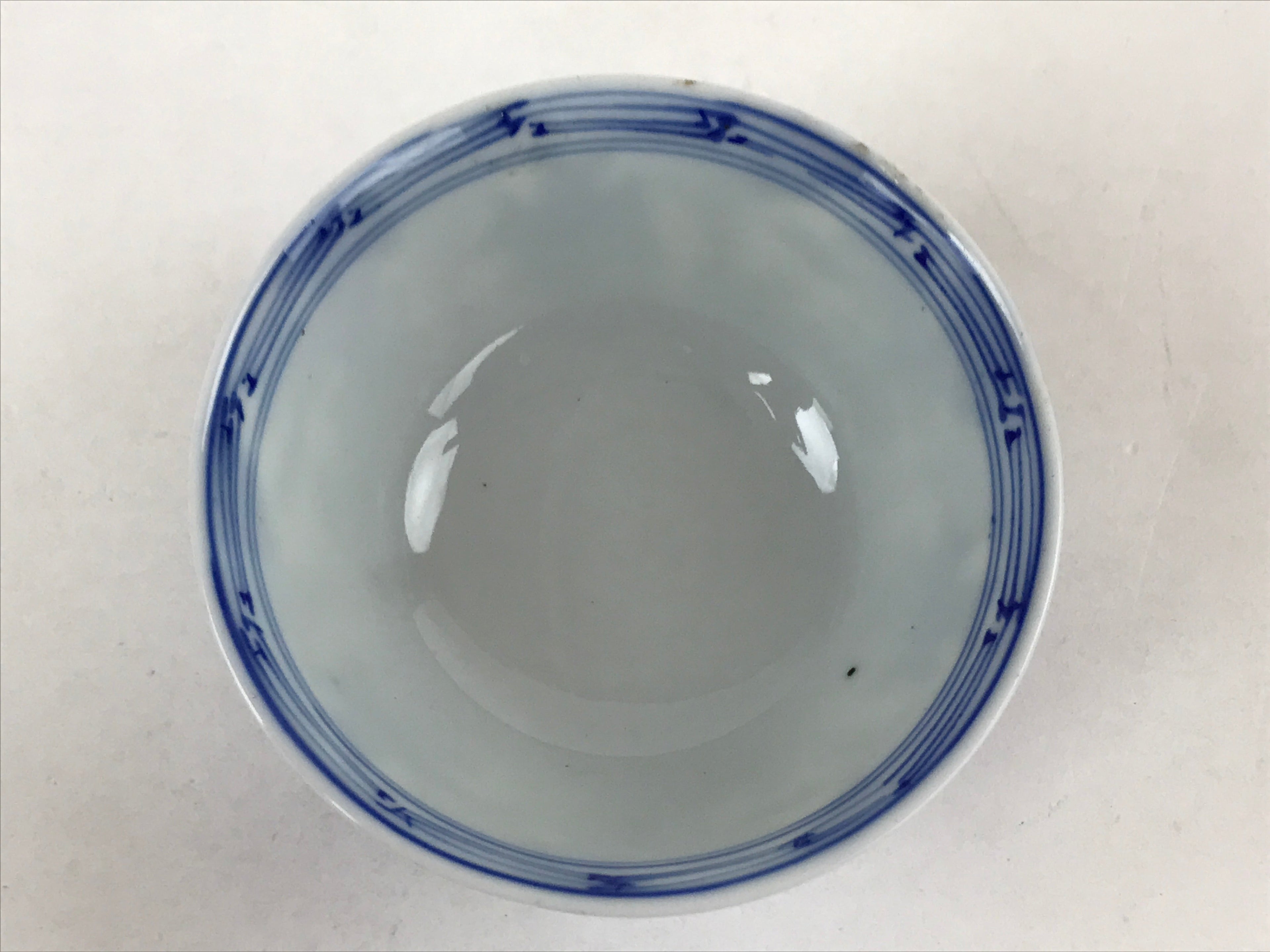 Japanese Ceramic Sometsuke Lidded Bowl Owan Vtg Pottery White Blue Floral PY580