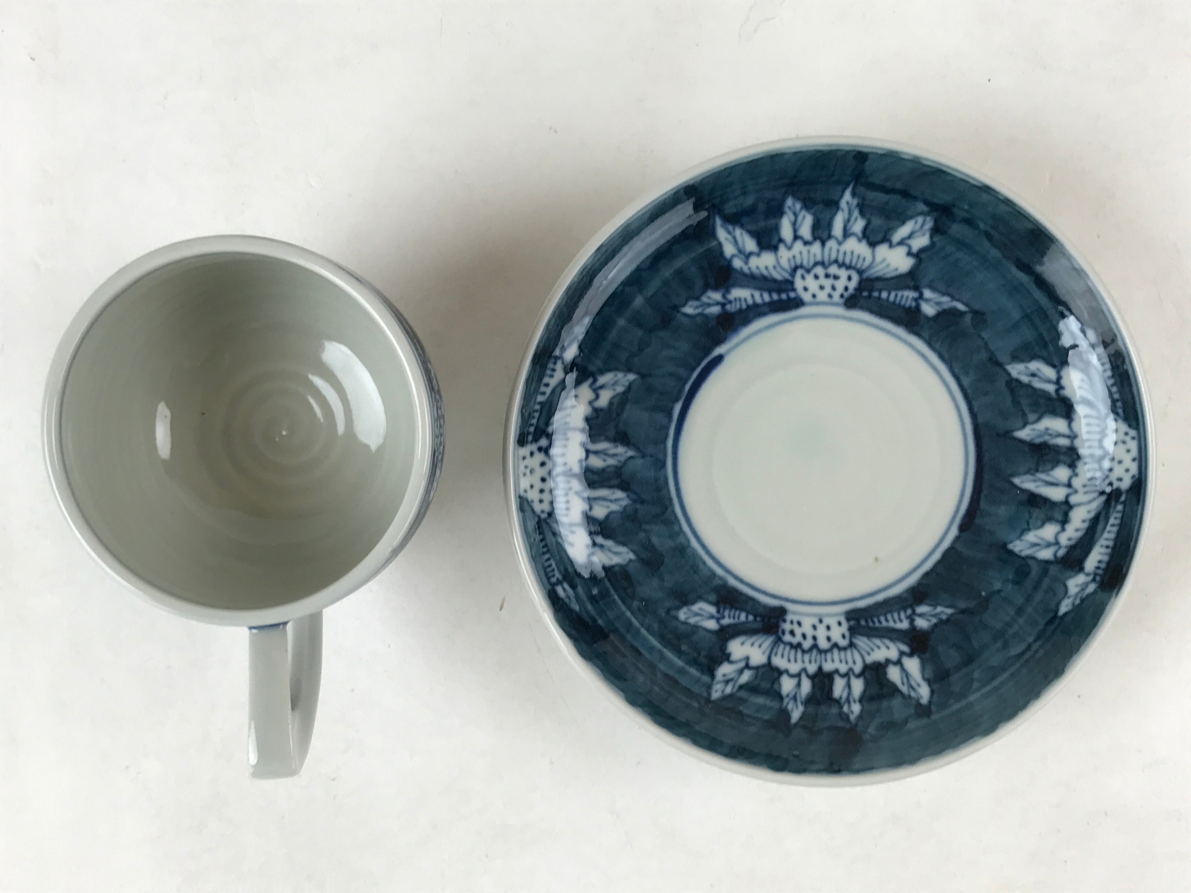 Japanese Ceramic Sometsuke Teacup And Saucer Vtg Pottery White Blue Floral PY590