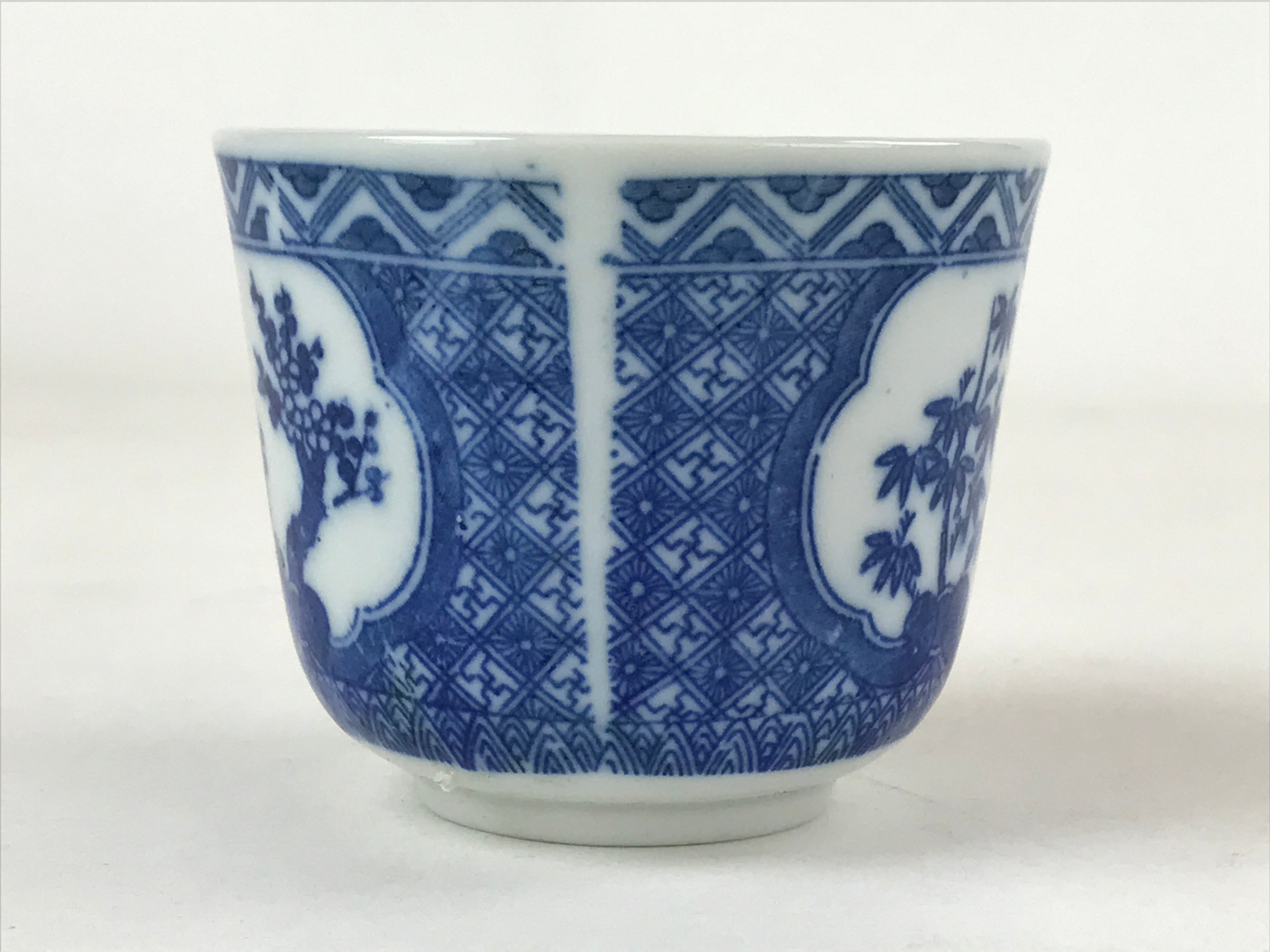 Japanese Ceramic Sometsuke Teacup Vtg Shochikubai White Blue Yunomi Sencha TC418