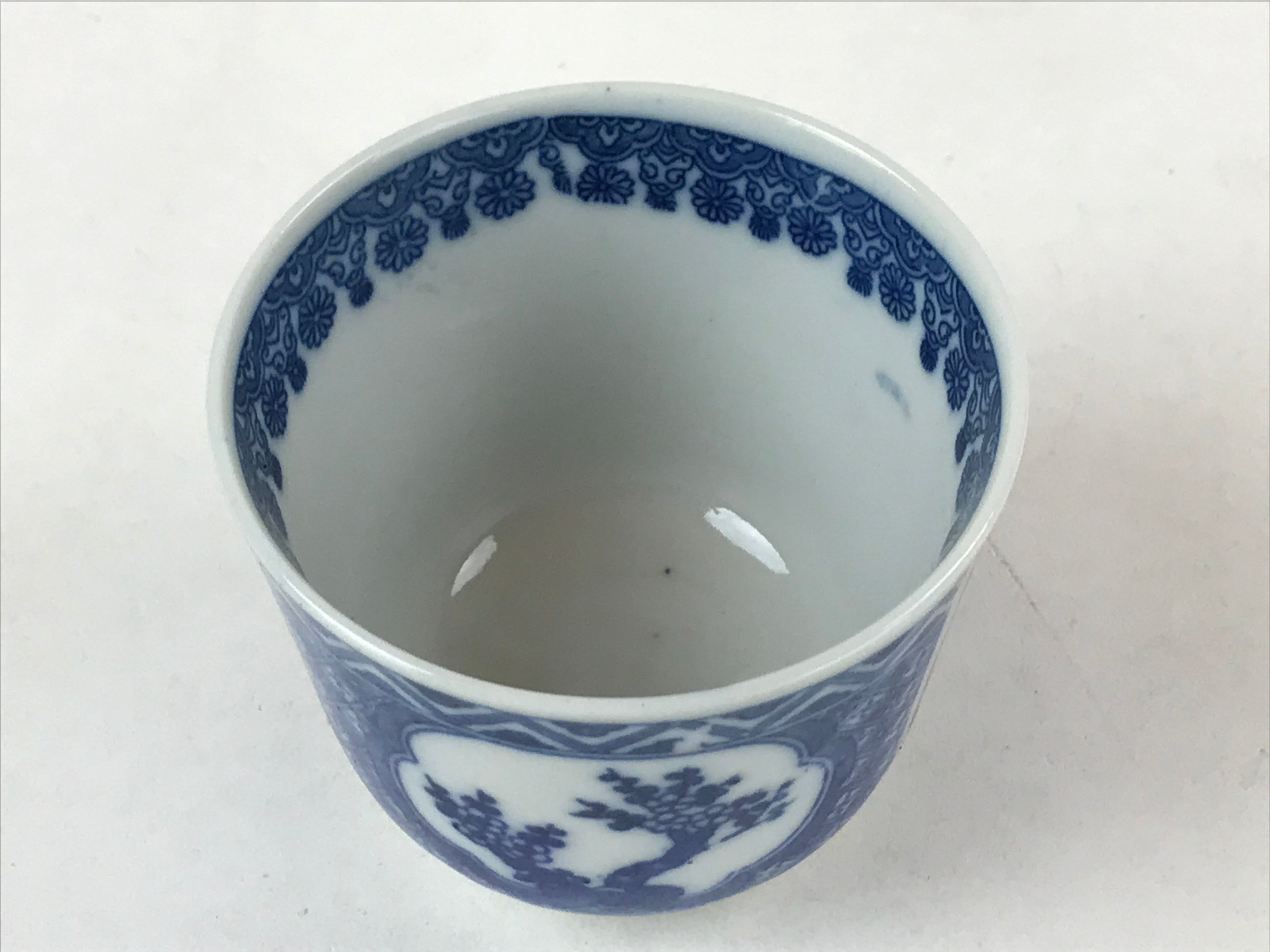 Japanese Ceramic Sometsuke Teacup Vtg Shochikubai White Blue Yunomi Sencha TC418