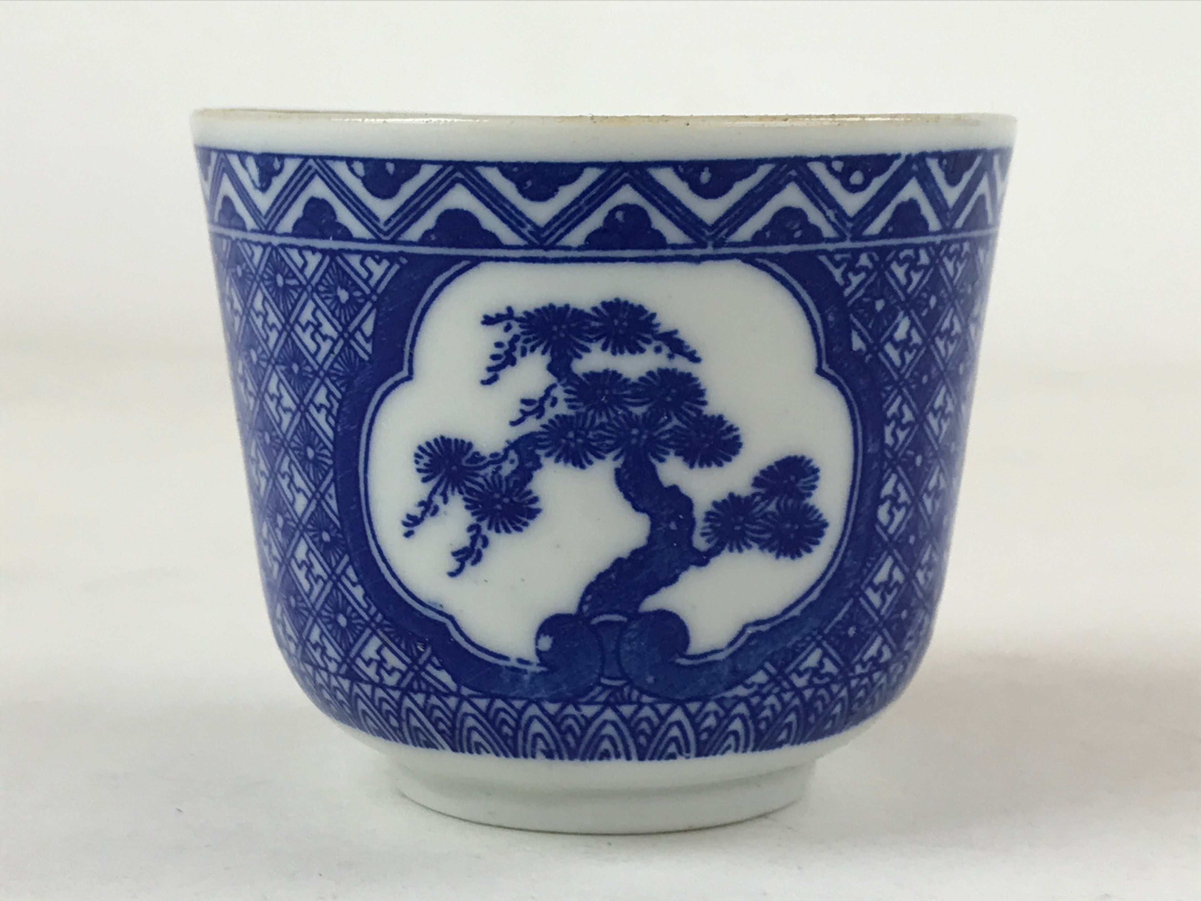 Japanese Ceramic Sometsuke Teacup Vtg Shochikubai White Blue Yunomi Sencha TC419