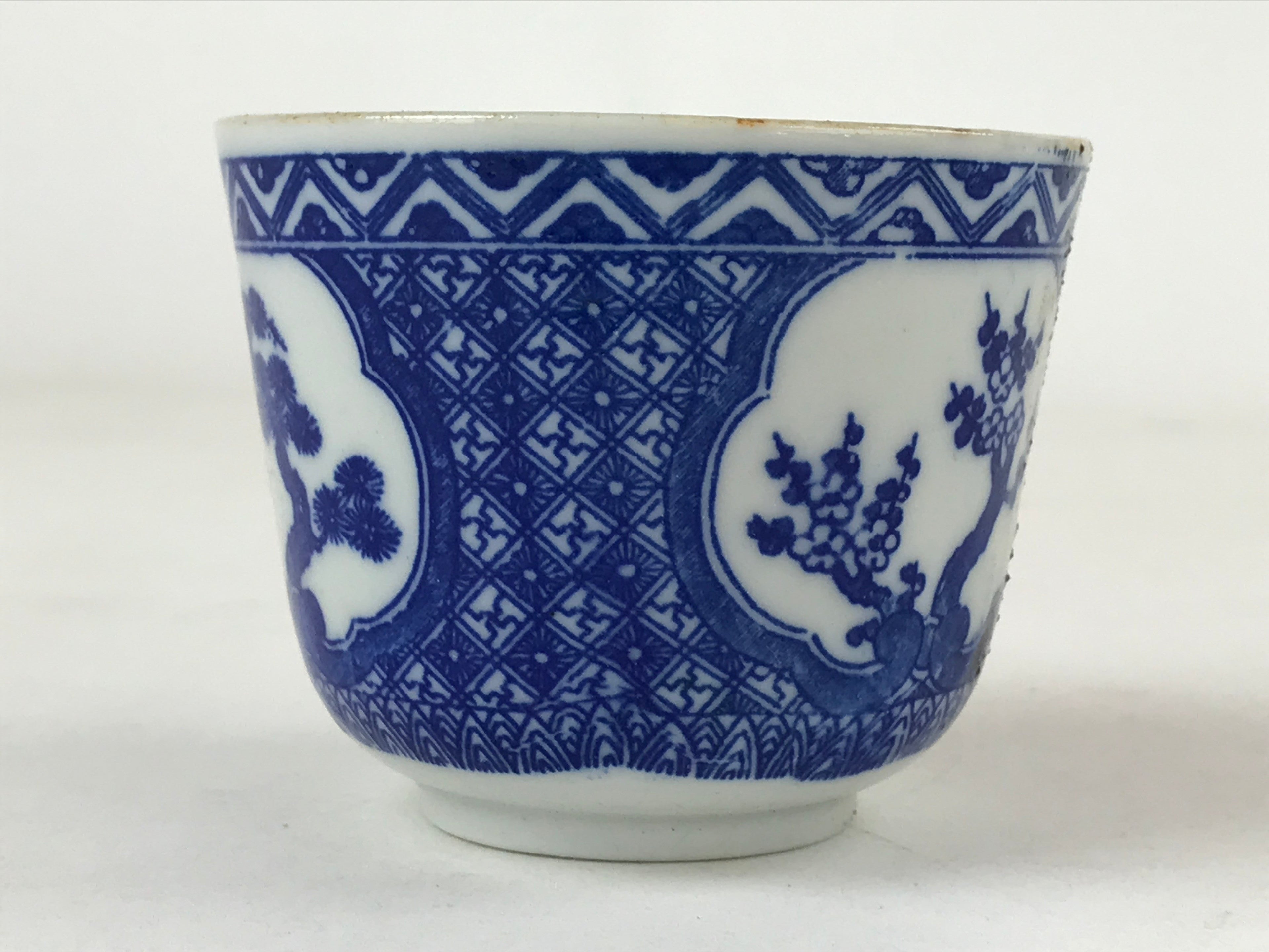 Japanese Ceramic Sometsuke Teacup Vtg Shochikubai White Blue Yunomi Sencha TC419