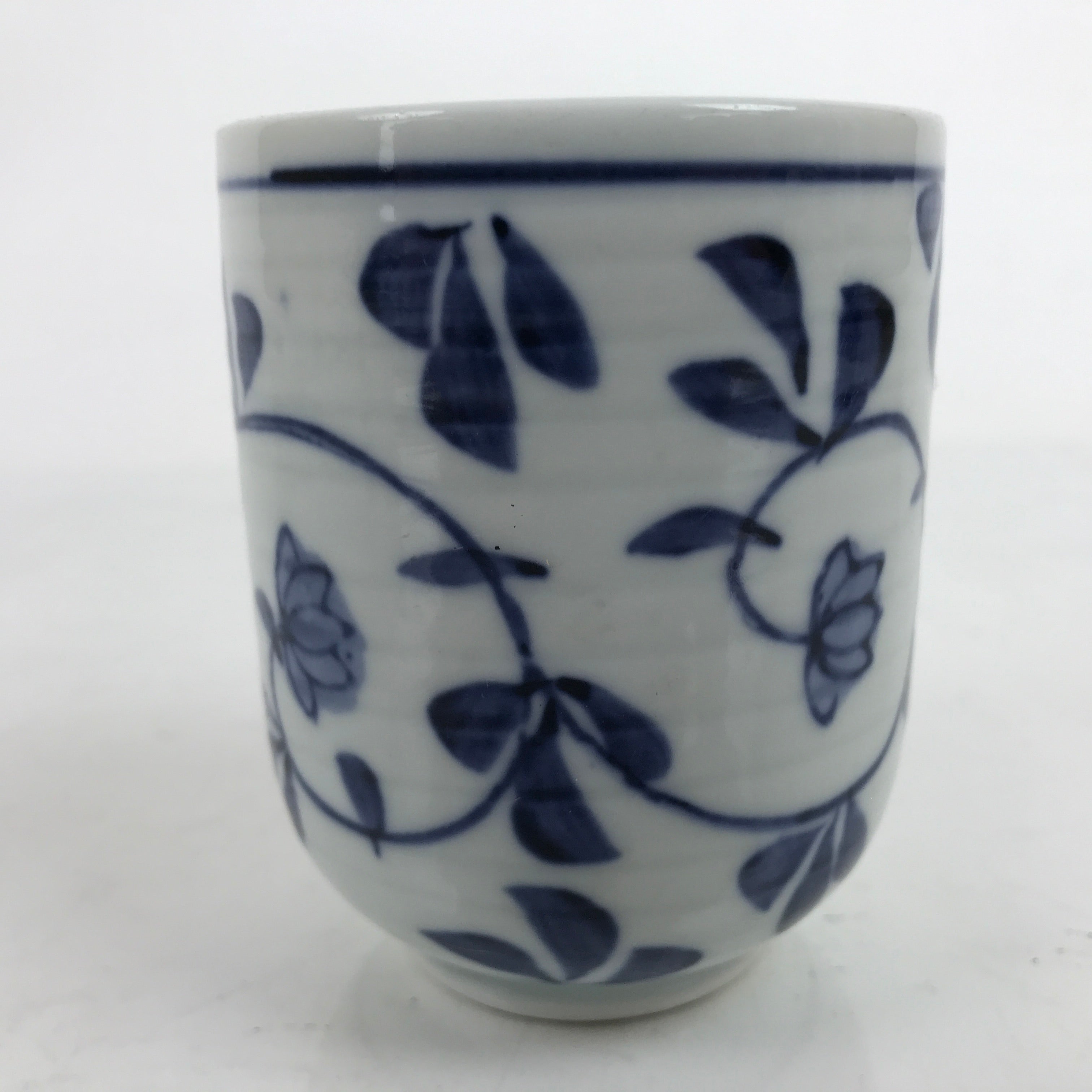 Japanese Ceramic Sometsuke Teacup Vtg White Blue Flowers Sencha Yunomi TC443