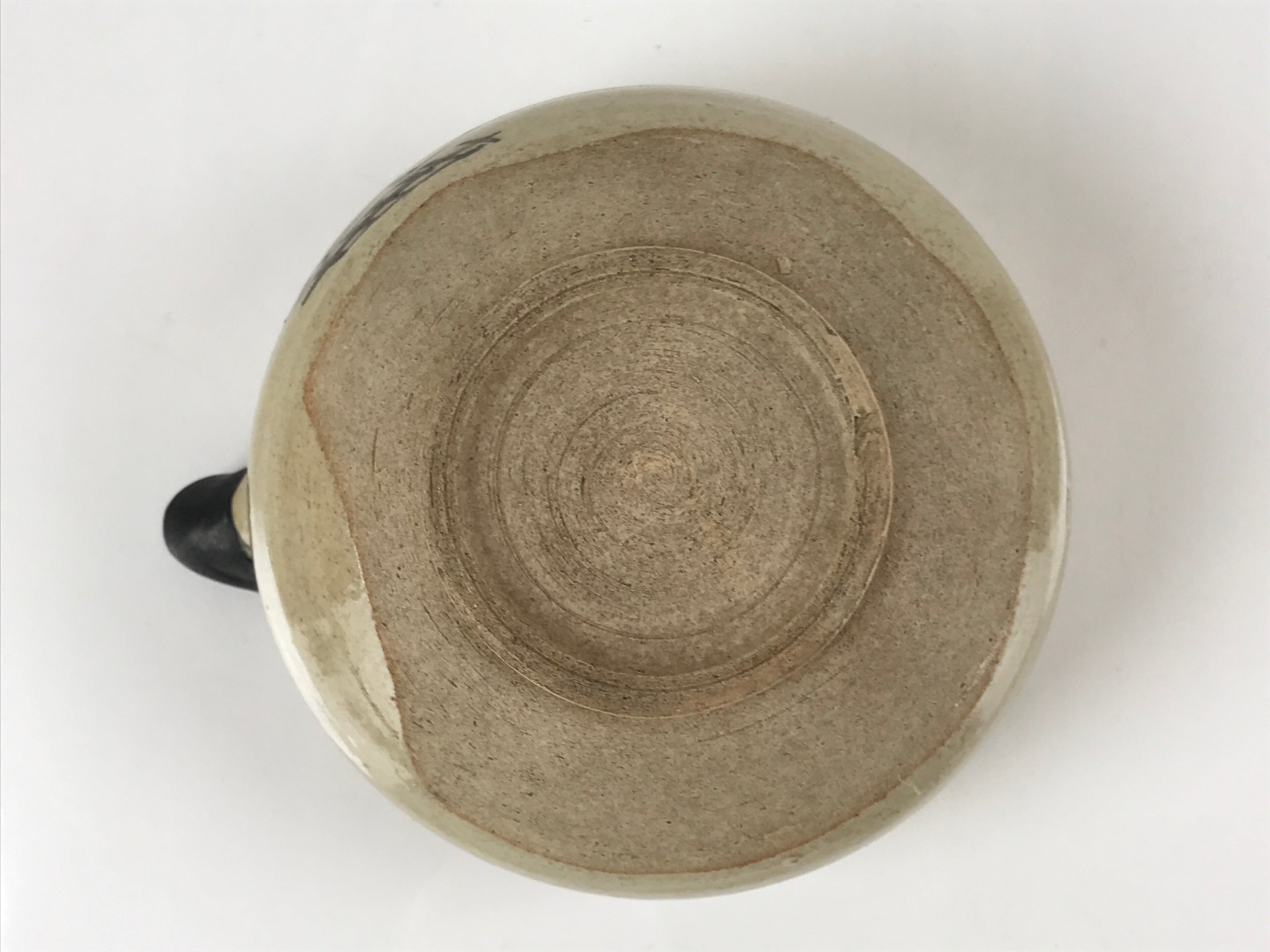 Japanese Ceramic Spouted Bowl Vtg Katakuchi Beige Glaze Black Design PY736