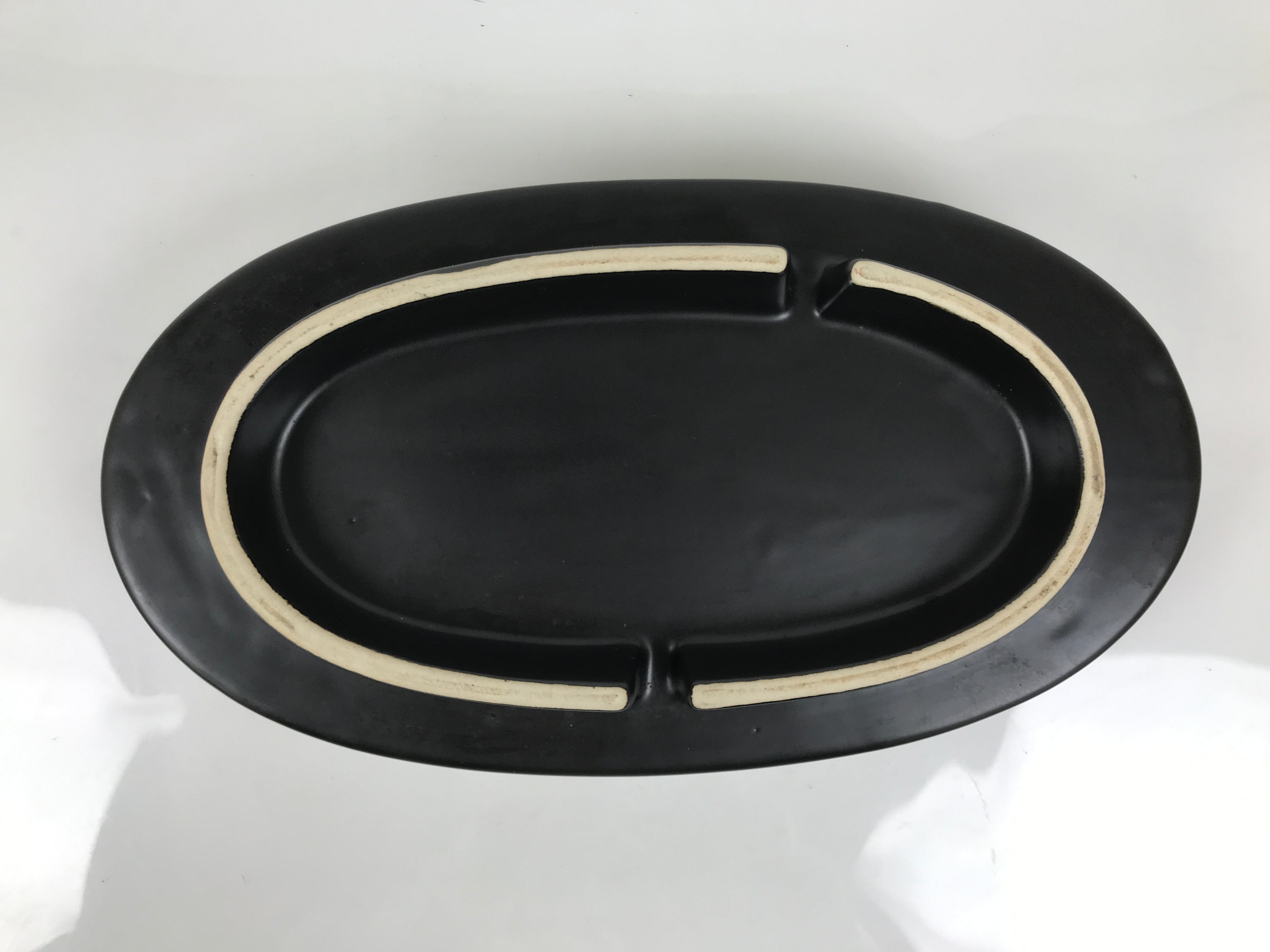 Japanese Ceramic Suiban Flower Vase Pottery Ikebana Accessory Black Oval Y560