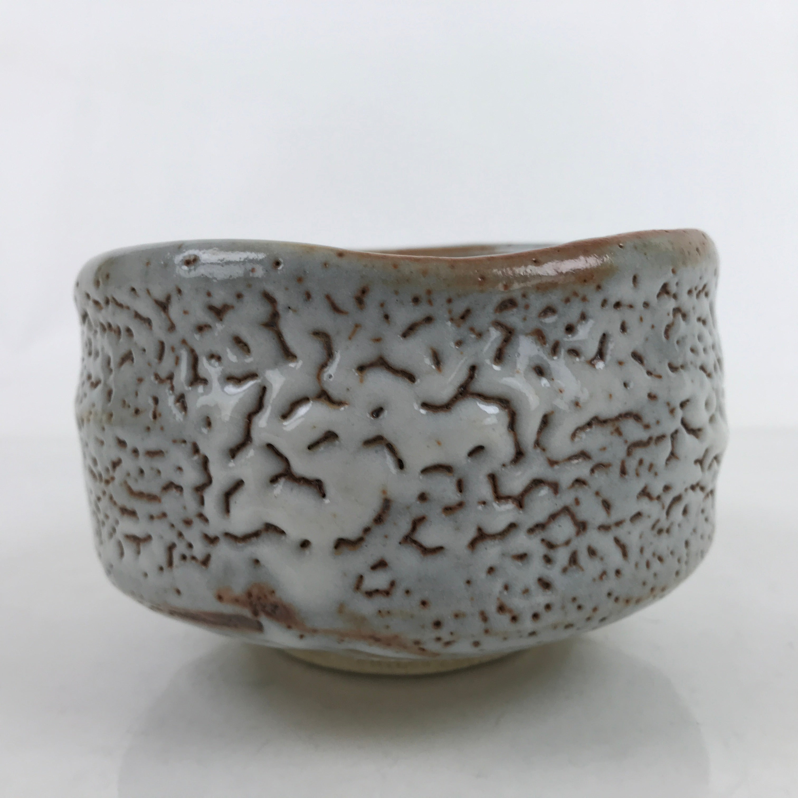 Japanese Ceramic Tea Bowl Chawan Vtg Nezumi Shino Ware W/ Box PX758