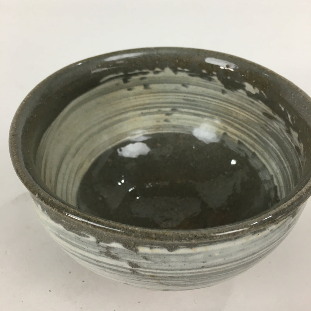 Japanese Ceramic Tea Ceremony Bowl Matcha Chawan Gray White Pottery GTB852