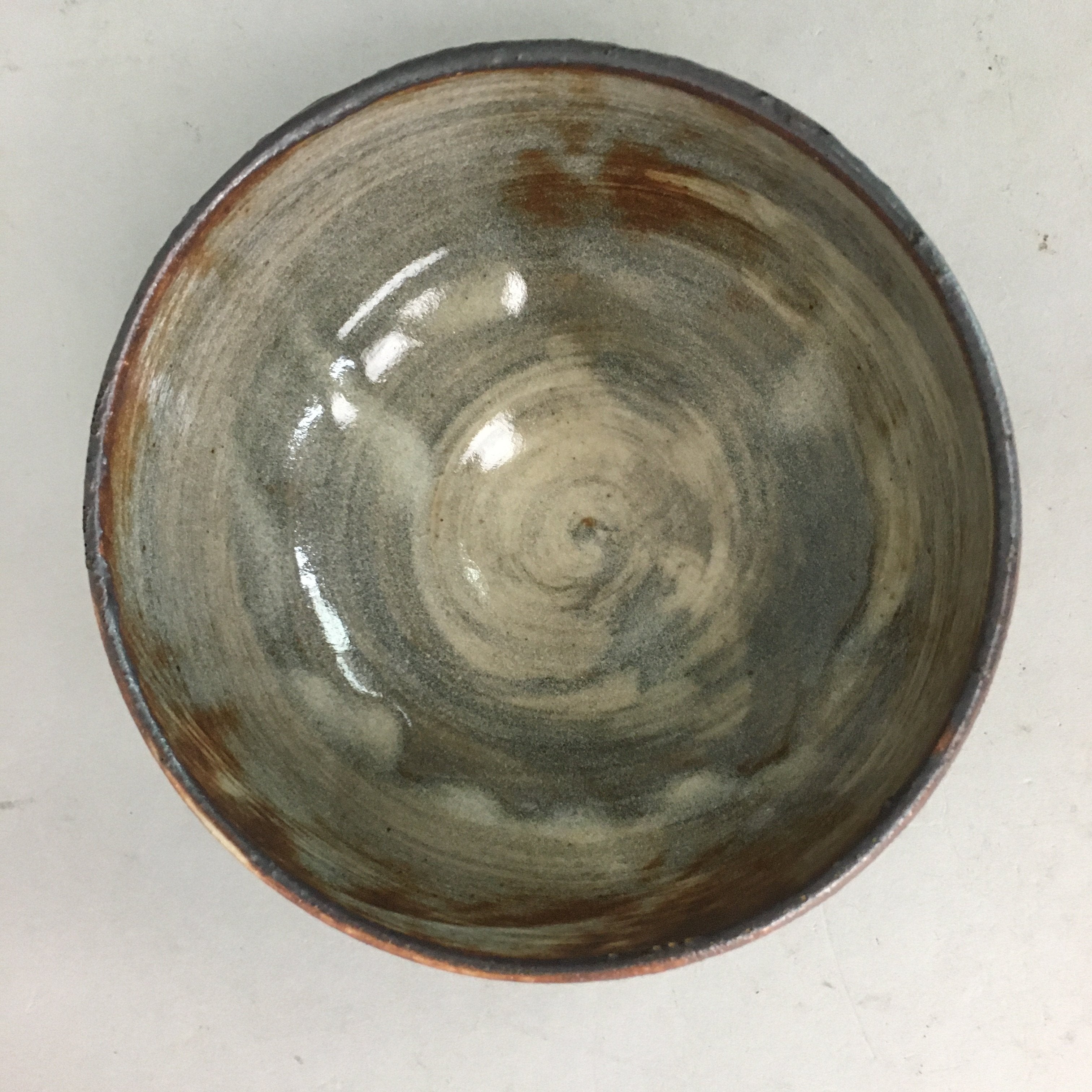Japanese Ceramic Tea Ceremony Bowl Matcha Chawan Vtg Gray Brown Pottery GTB639