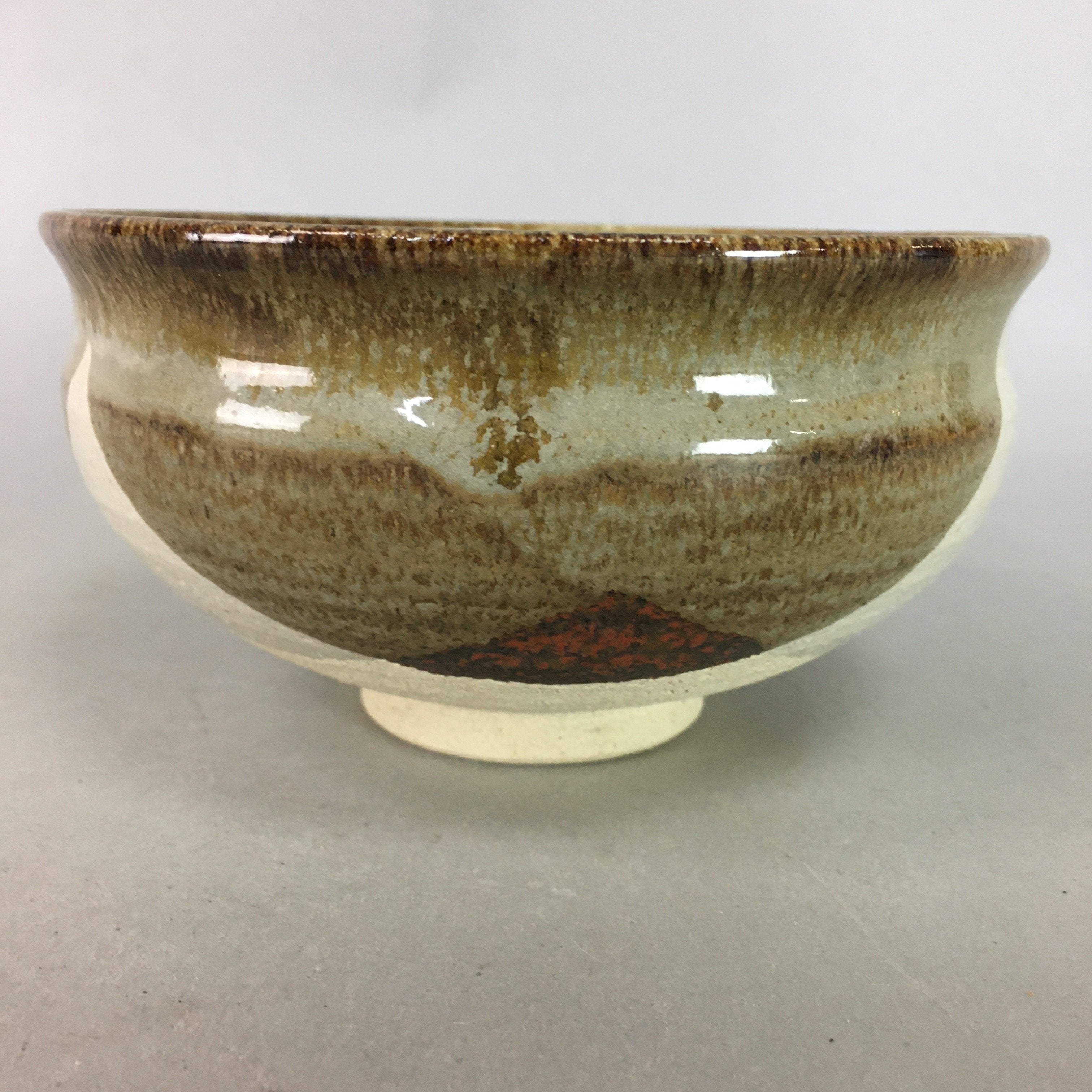 Japanese Ceramic Tea Ceremony Bowl Matcha Chawan Vtg Pottery Brown White GTB611