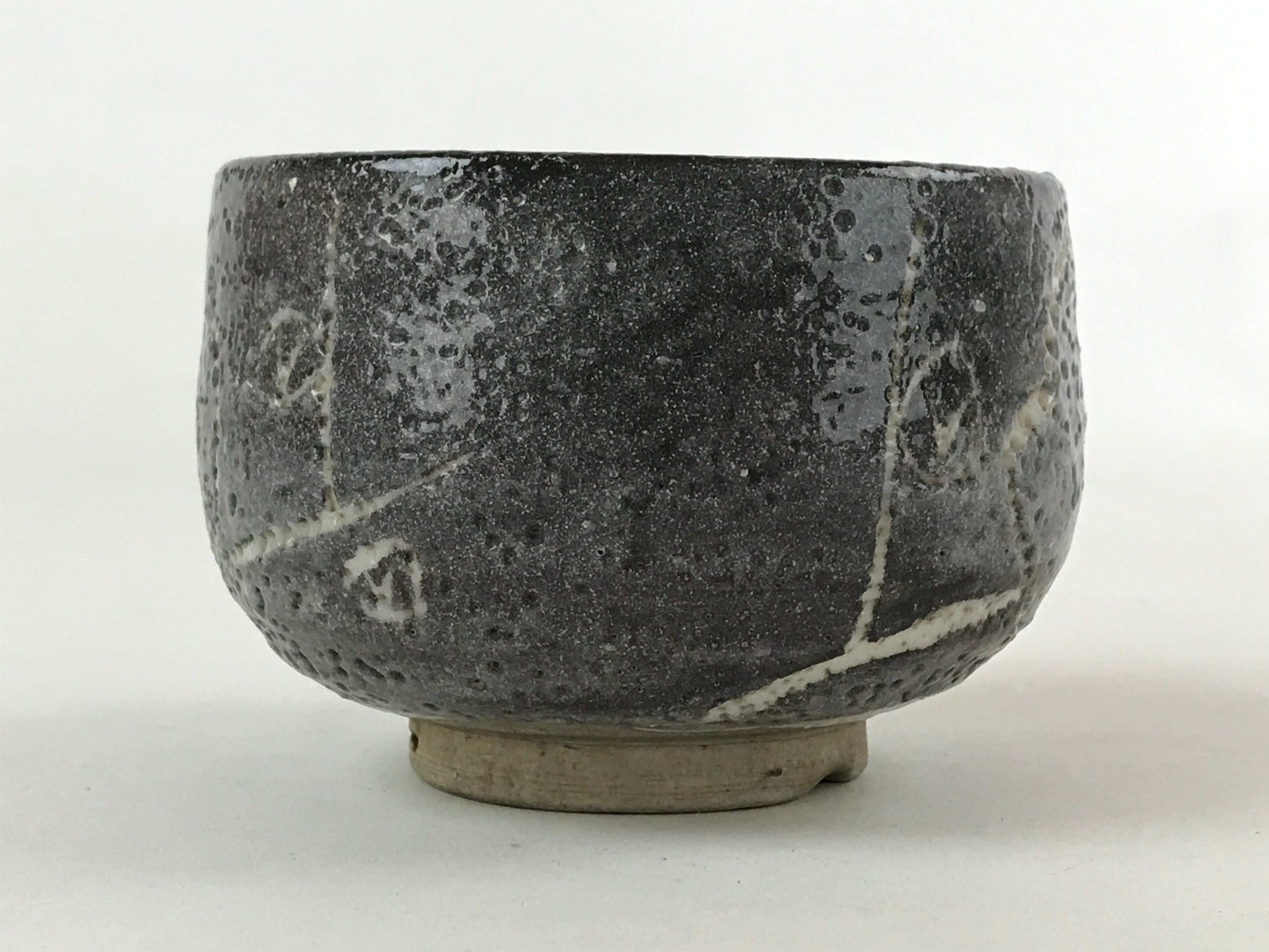 Japanese Ceramic Teacup Vtg Gray White Glossy Glaze Setomono Yunomi TC393