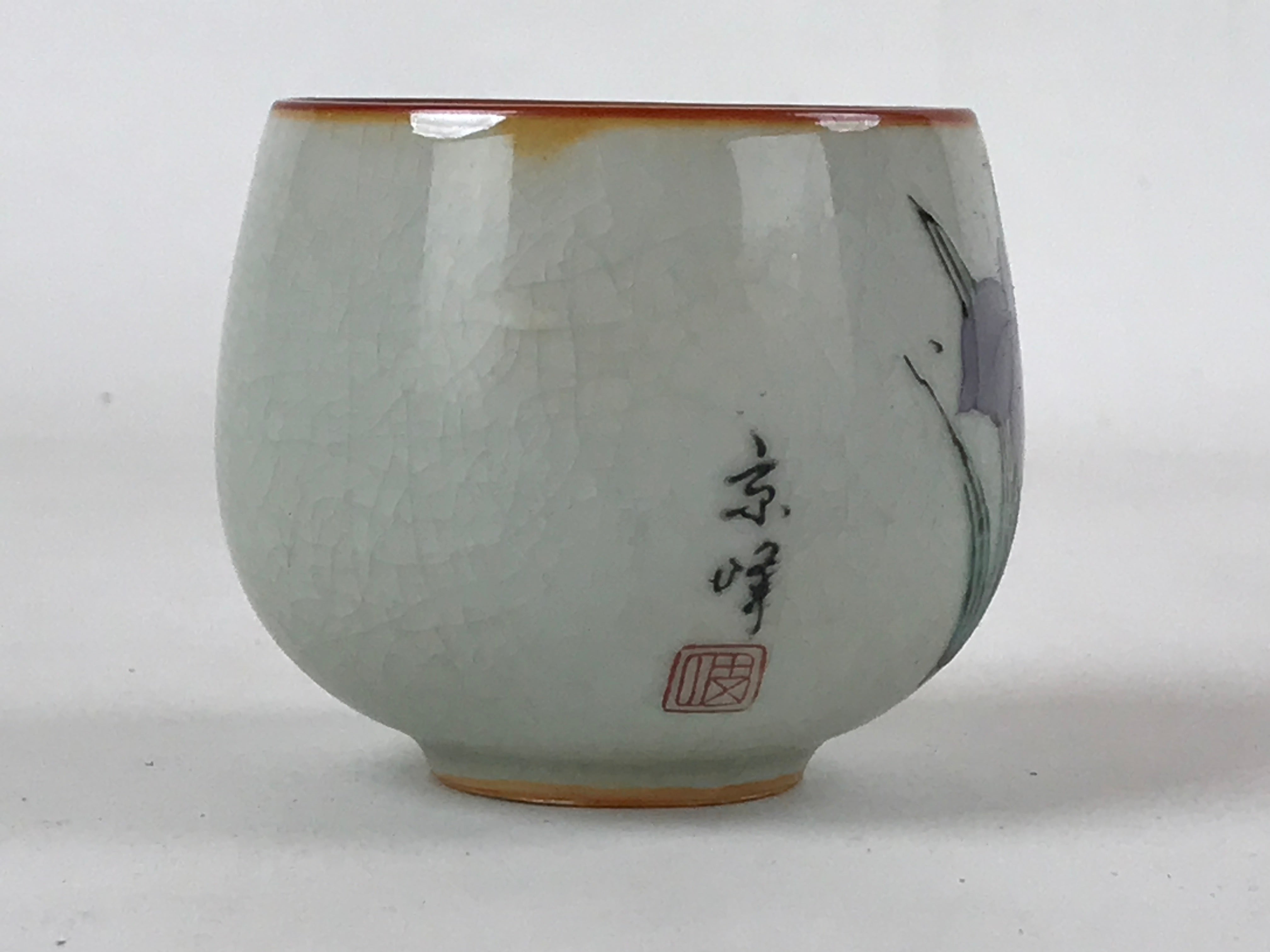 Japanese Ceramic Teacup Vtg Iris Flower Crackle Glaze White Yunomi Sencha TC406