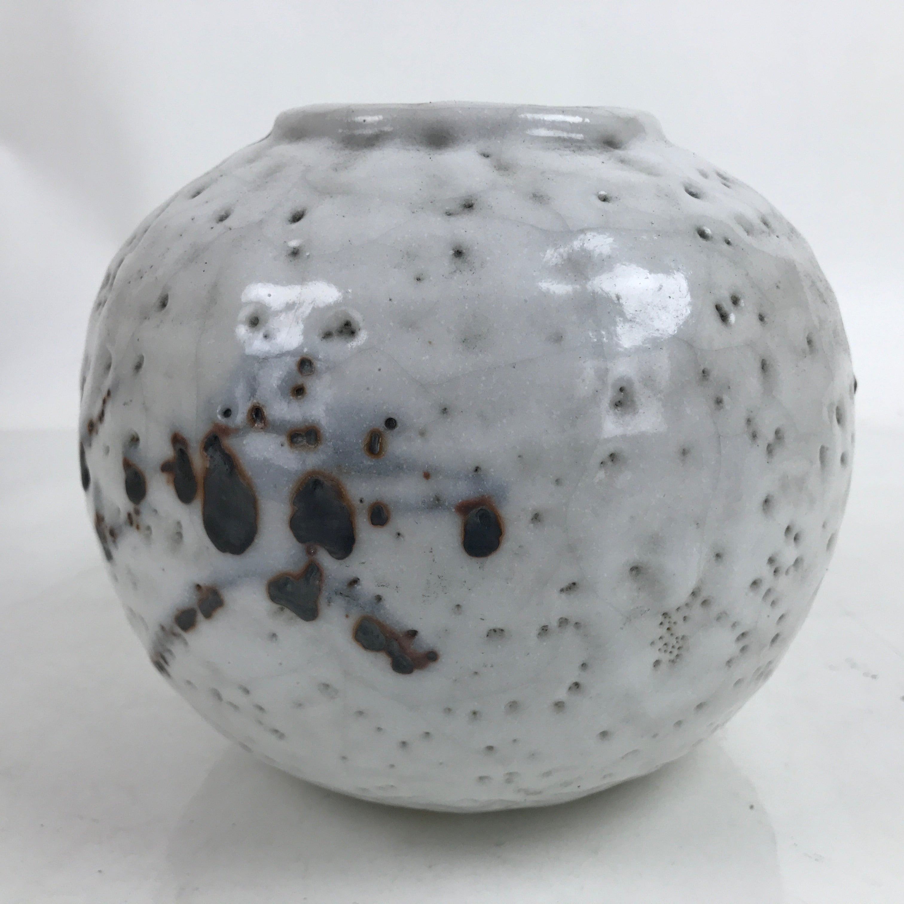 Japanese Ceramic Yuki Shino Ware Flower Vase Vtg Ikebana Kabin White Round FK119