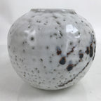 Japanese Ceramic Yuki Shino Ware Flower Vase Vtg Ikebana Kabin White Round FK119