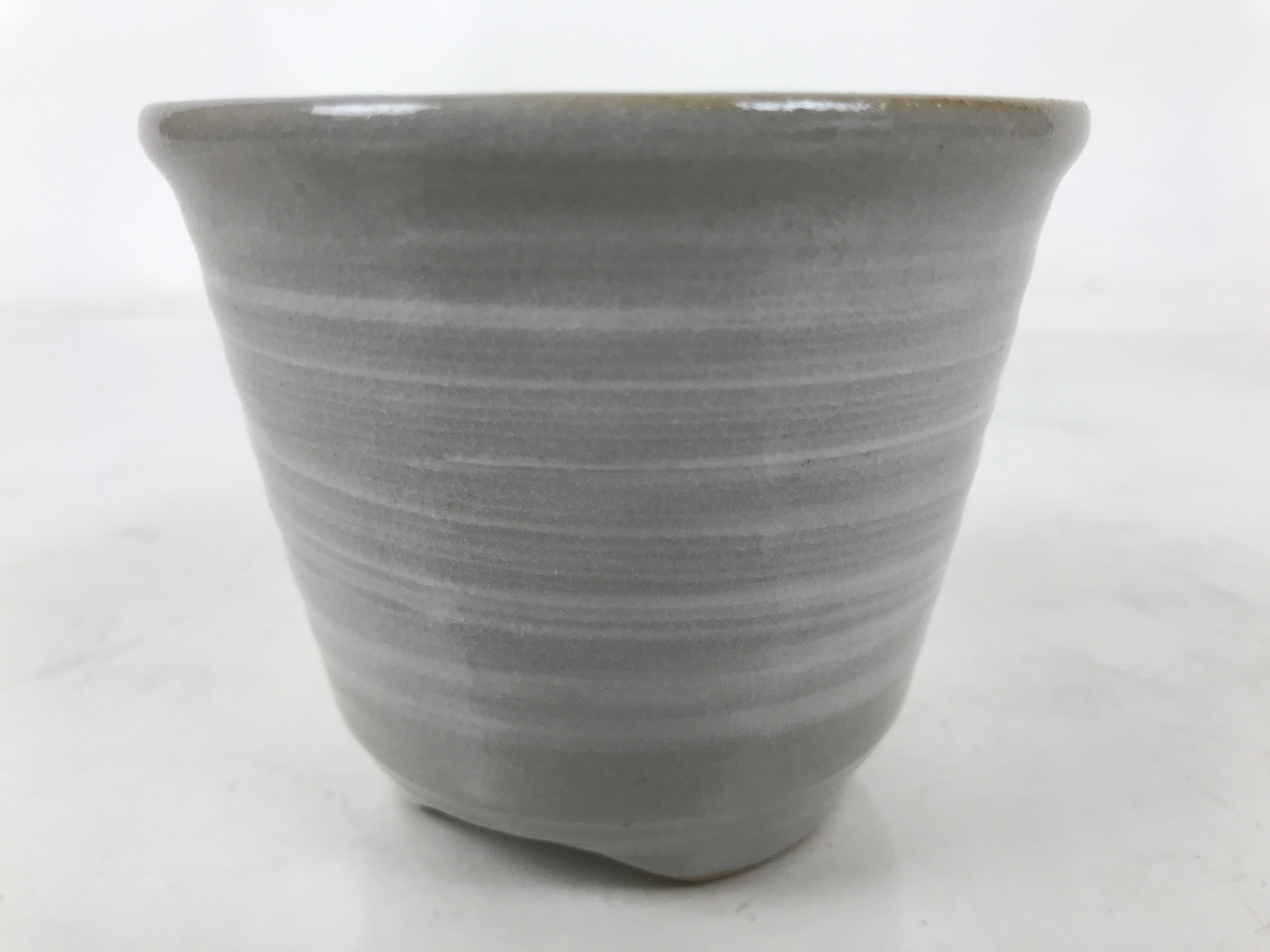 Japanese Ceramic Yunomi Teacup Vtg Pottery Gray White Yakimono Sencha TC565