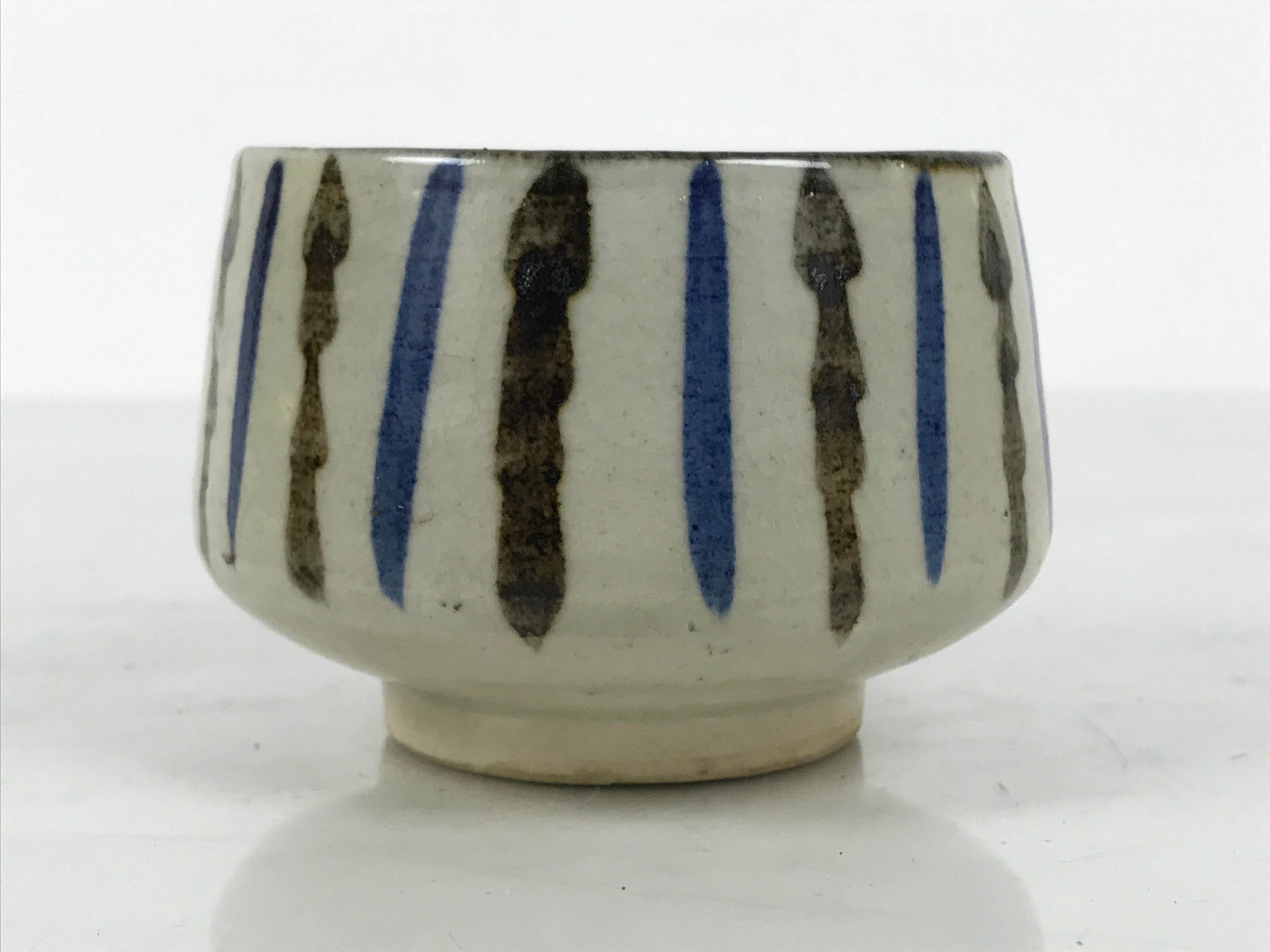 Japanese Ceramic Yunomi Teacup Vtg Pottery Sencha Beige Black Blue Stripe TC625
