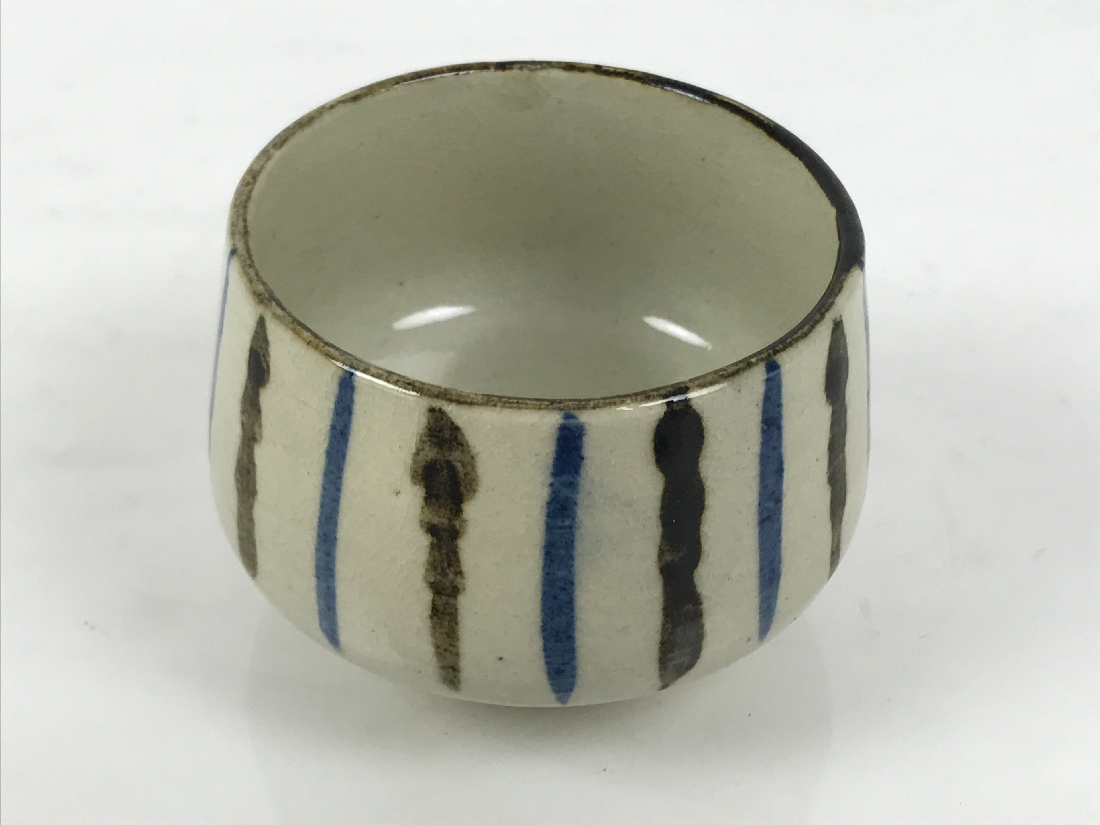 Japanese Ceramic Yunomi Teacup Vtg Pottery Sencha Beige Black Blue Stripe TC626
